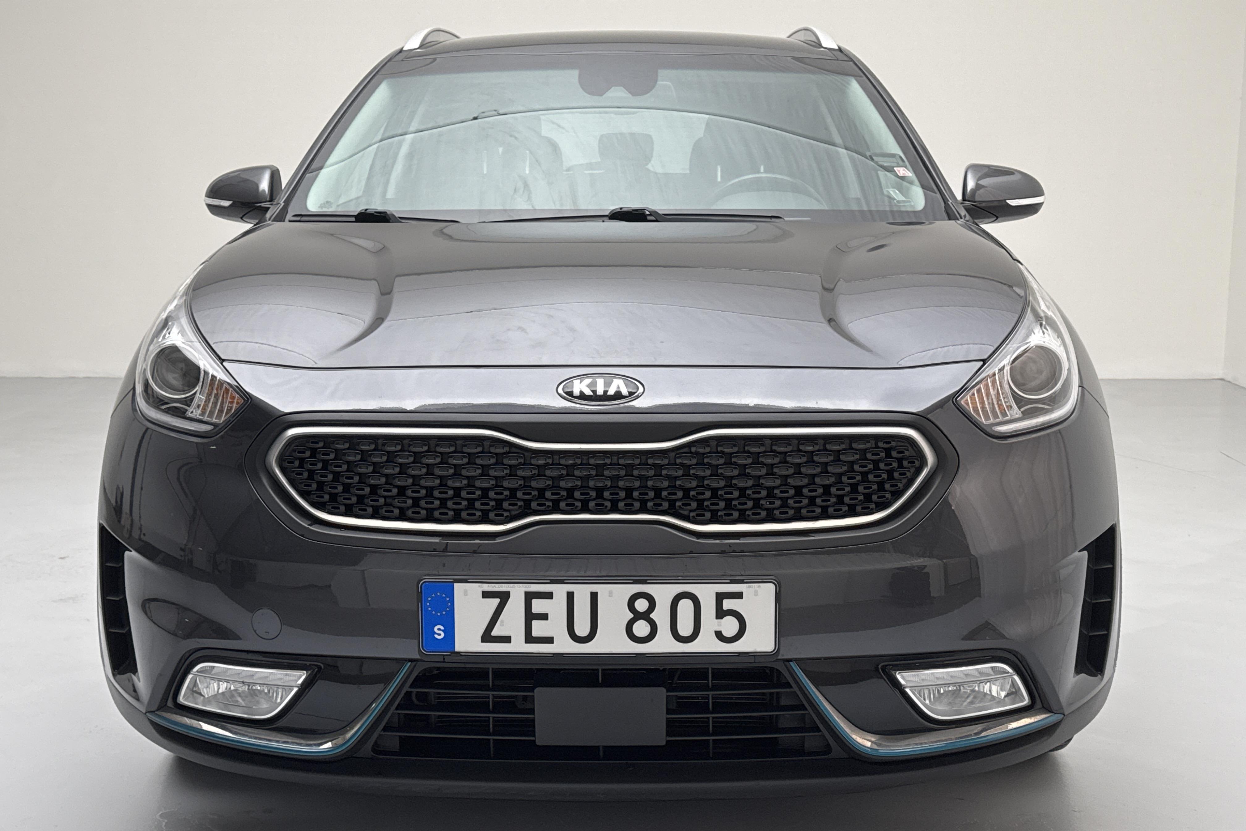 KIA Niro Plug-in Hybrid 1.6 (141hk) - 30 790 km - Automaattinen - harmaa - 2018