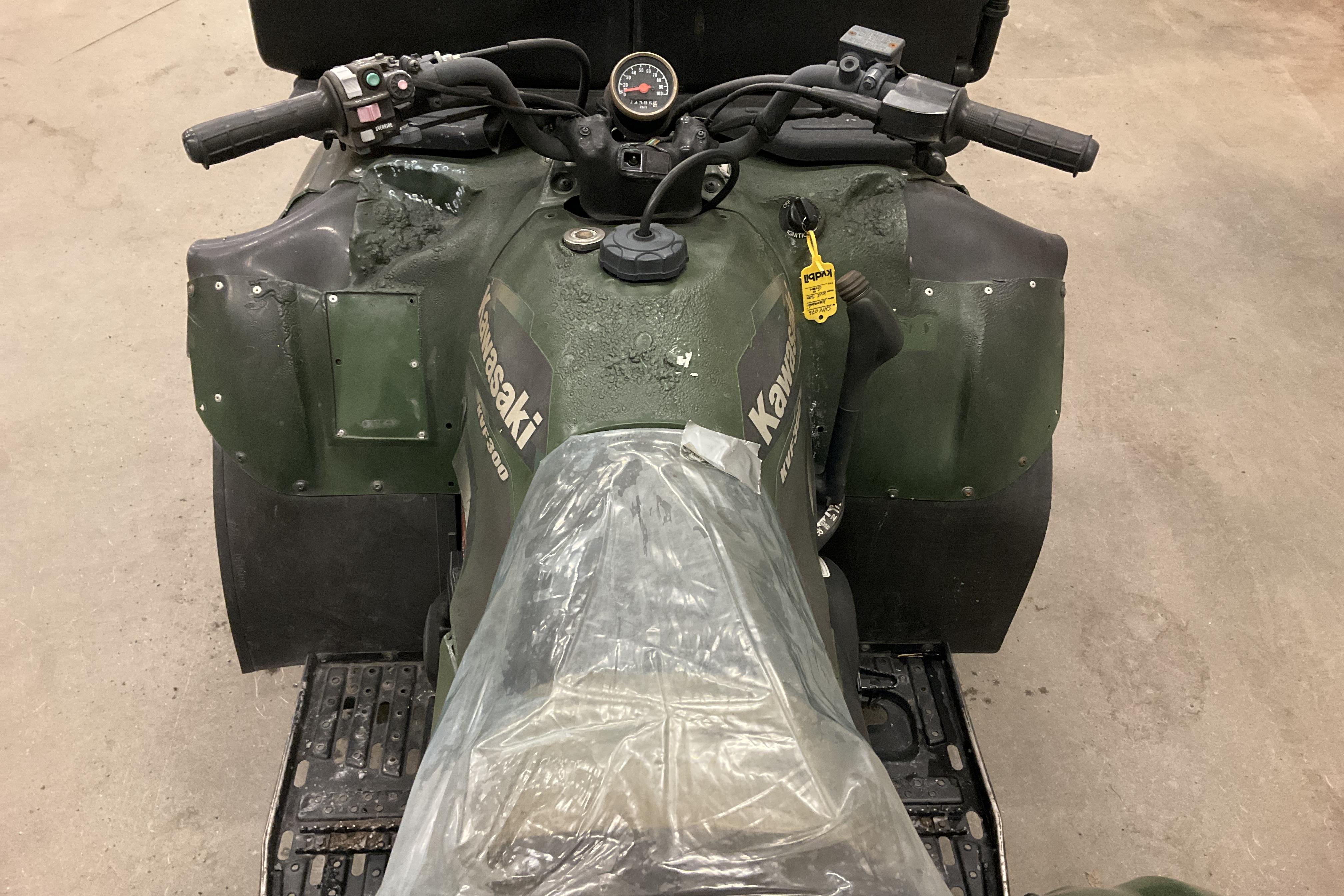 Kawasaki KVF 300A ATV (Rep.Objekt) - 439 mil - Automat - grön - 2001