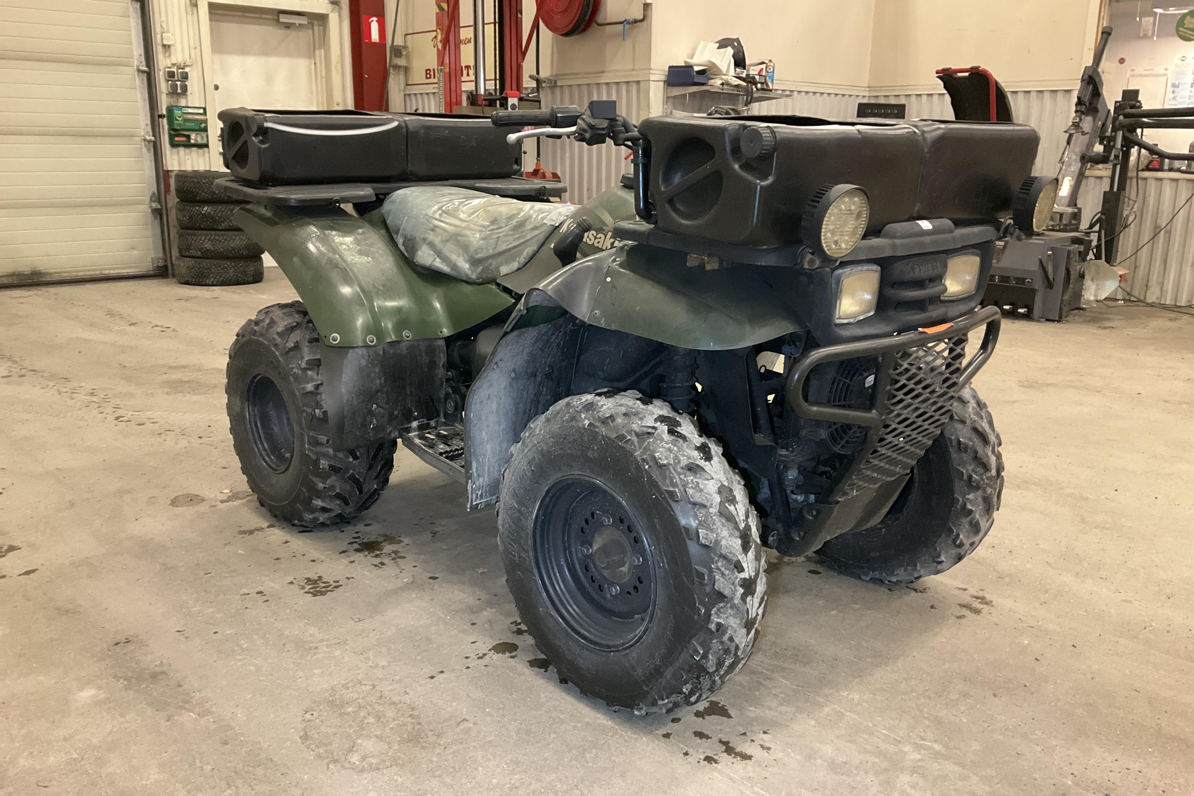 Kawasaki KVF 300A ATV (Rep.Objekt) - 439 mil - Automat - grön - 2001