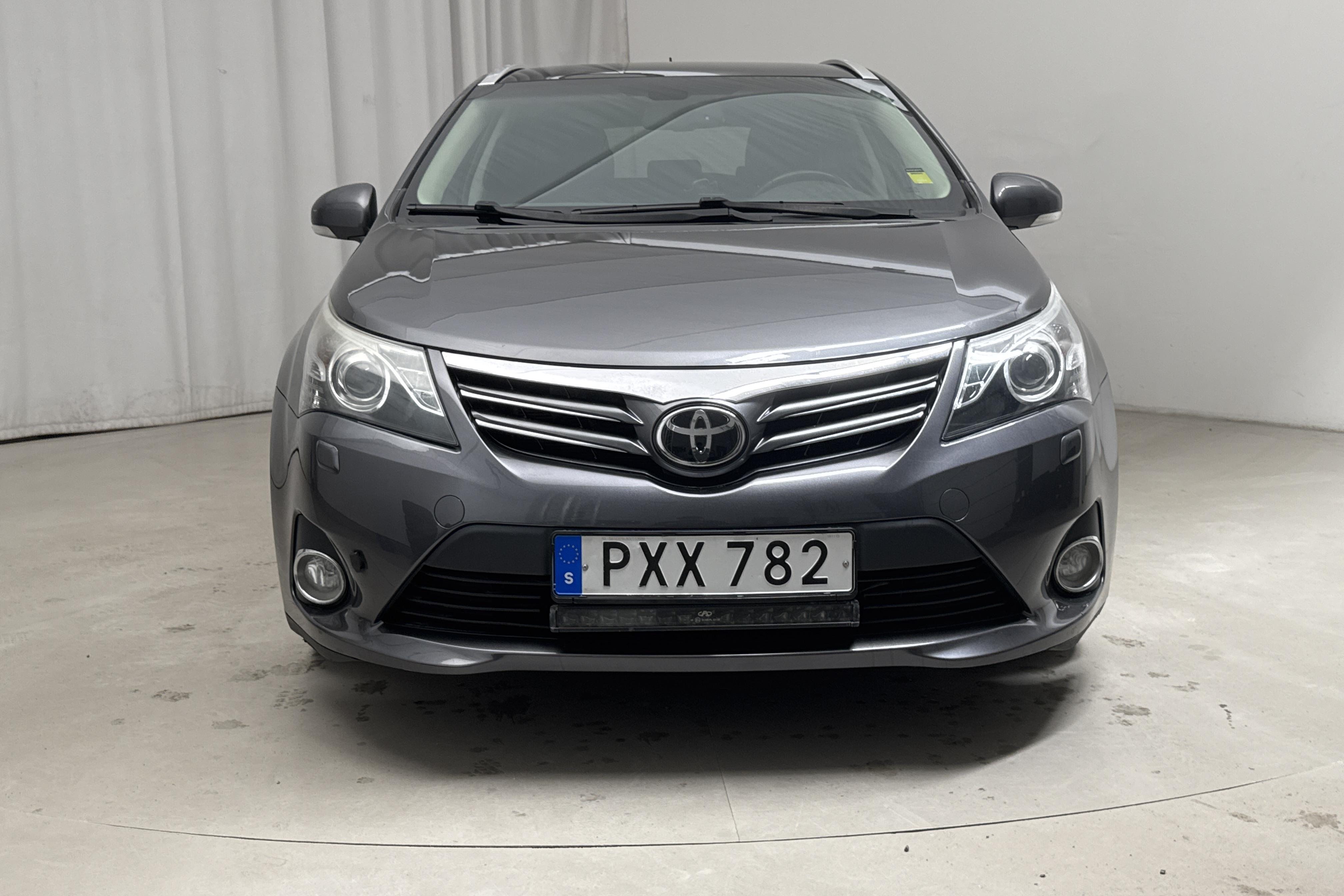 Toyota Avensis 2.2 D-4D Kombi (150hk) - 24 128 mil - Automat - Dark Grey - 2012