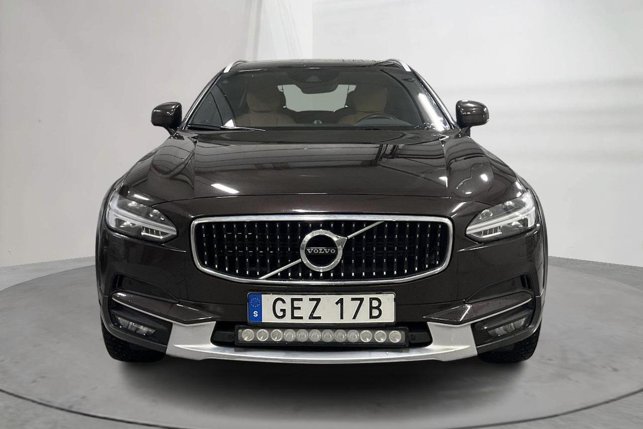 Volvo V90 D4 Cross Country AWD (190hk) - 178 550 km - Automatic - Dark Brown - 2019