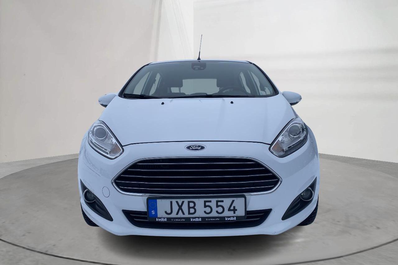 Ford Fiesta 1.0T EcoBoost 5dr (100hk) - 26 620 km - Automatyczna - biały - 2016