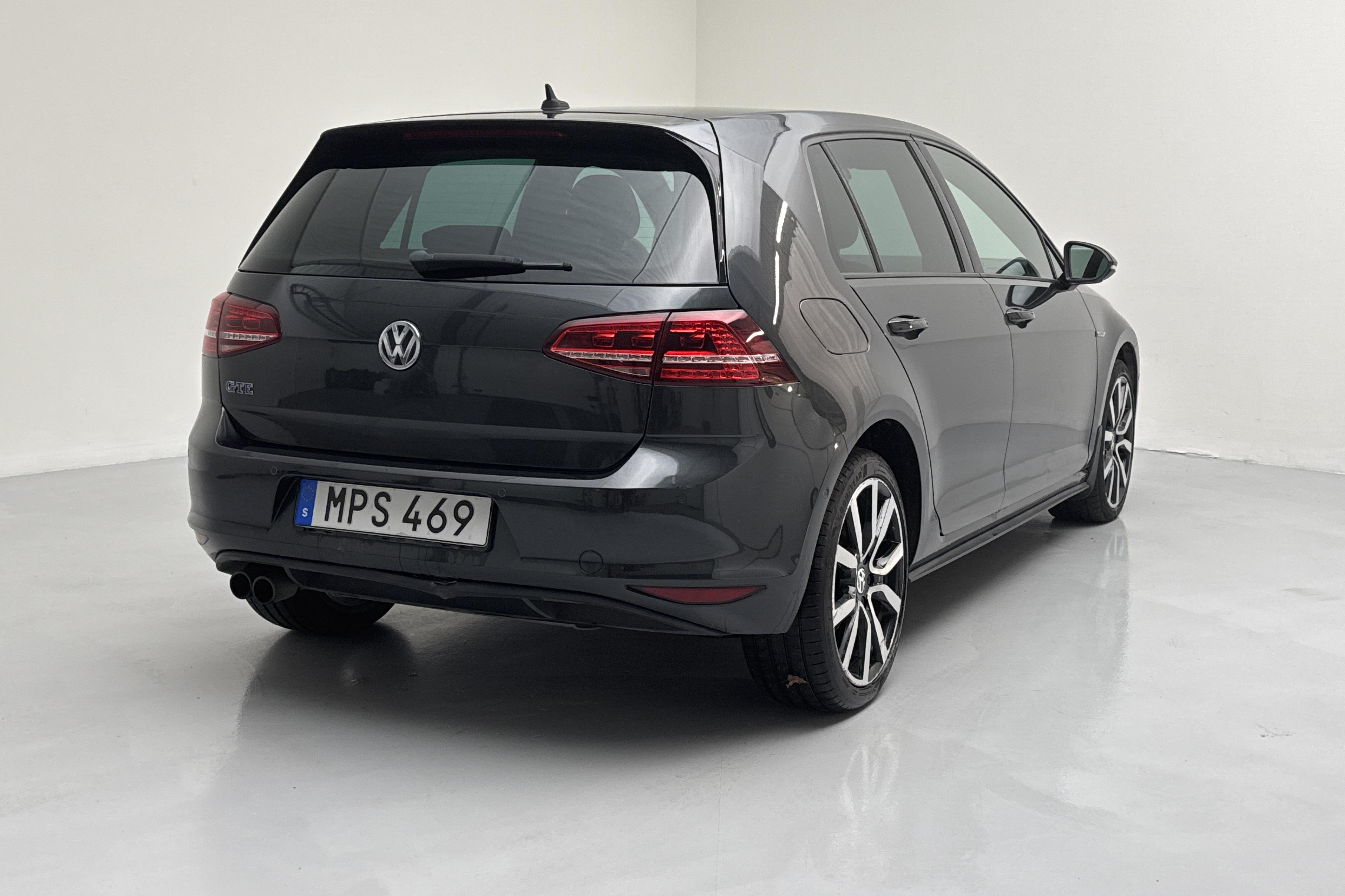 VW Golf VII 1.4 Plug-in-Hybrid 5dr (204hk) - 13 249 mil - Automat - grå - 2016