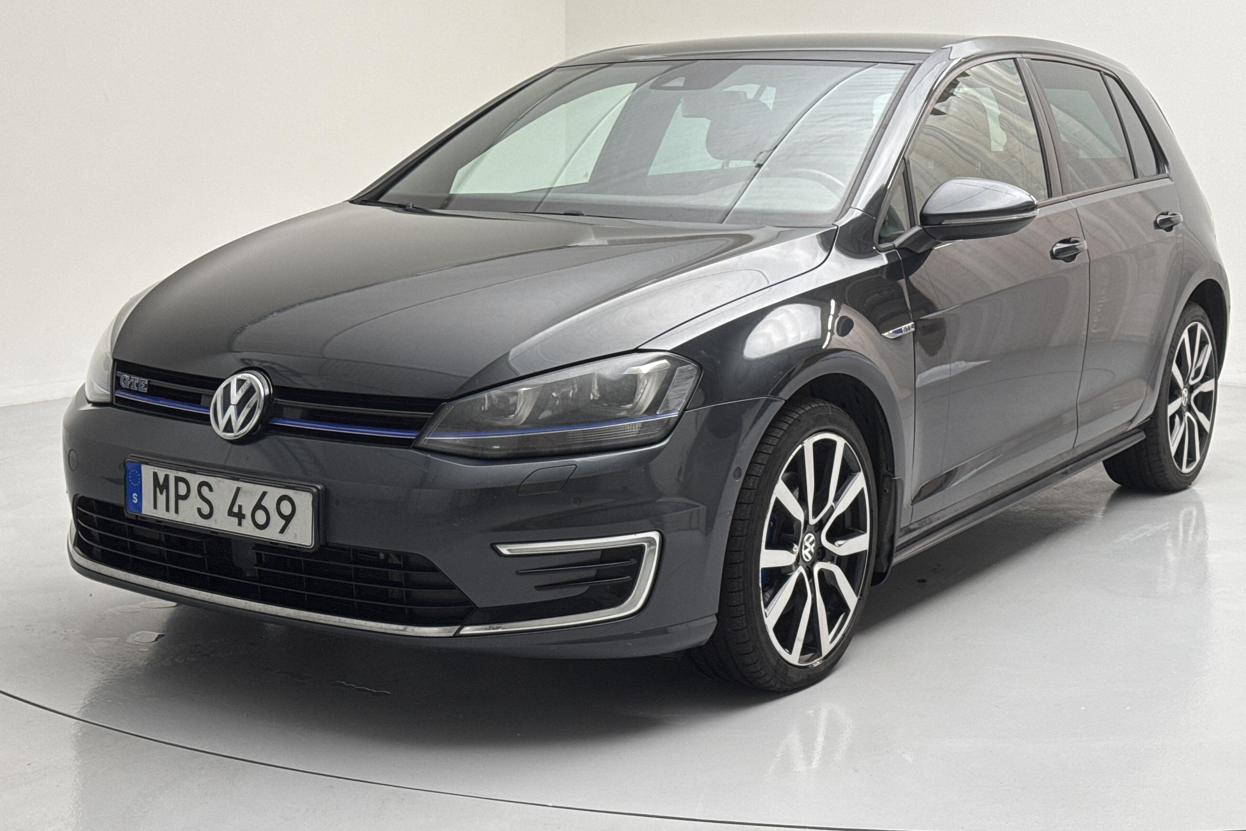 VW Golf VII 1.4 Plug-in-Hybrid 5dr (204hk) - 13 249 mil - Automat - grå - 2016