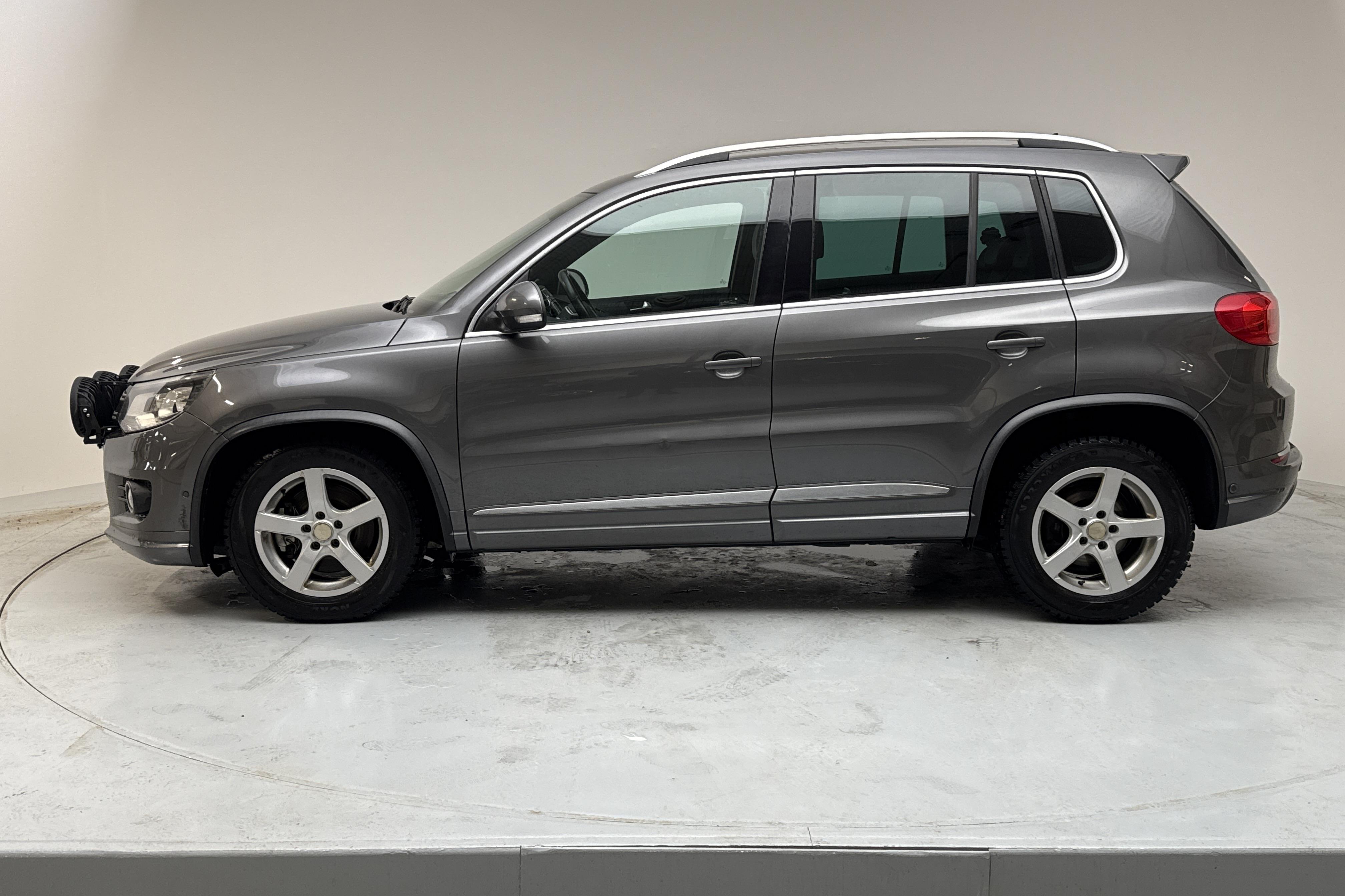 VW Tiguan 1.4 TSI 4MOTION (160hk) - 17 629 mil - Manuell - Dark Grey - 2012