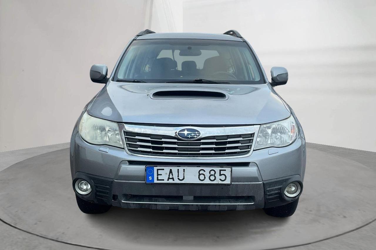 Subaru Forester 2.0D (147hk) - 217 140 km - Käsitsi - hõbe - 2010