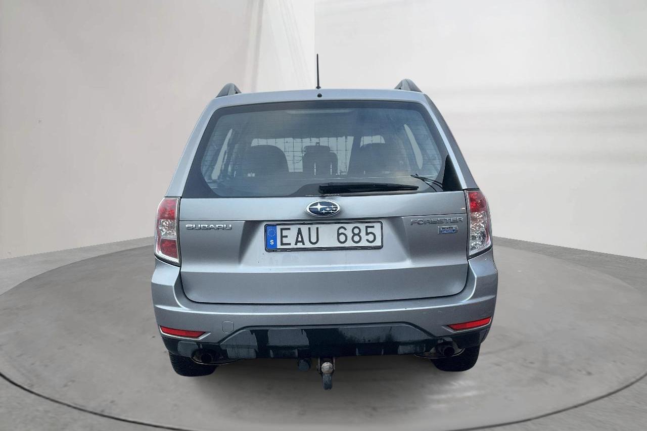 Subaru Forester 2.0D (147hk) - 217 140 km - Käsitsi - hõbe - 2010