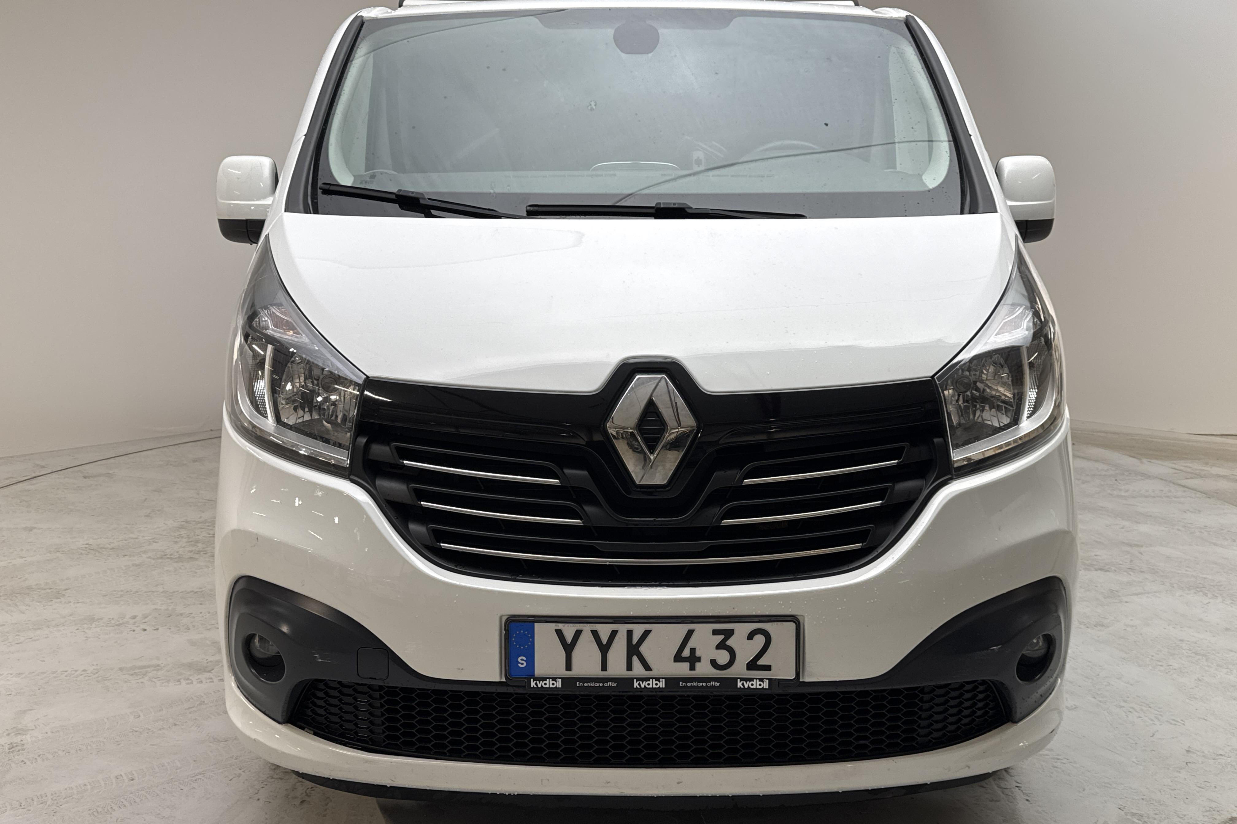 Renault Trafic 1.6 dCi Skåp (125hk) - 128 570 km - Manual - white - 2018