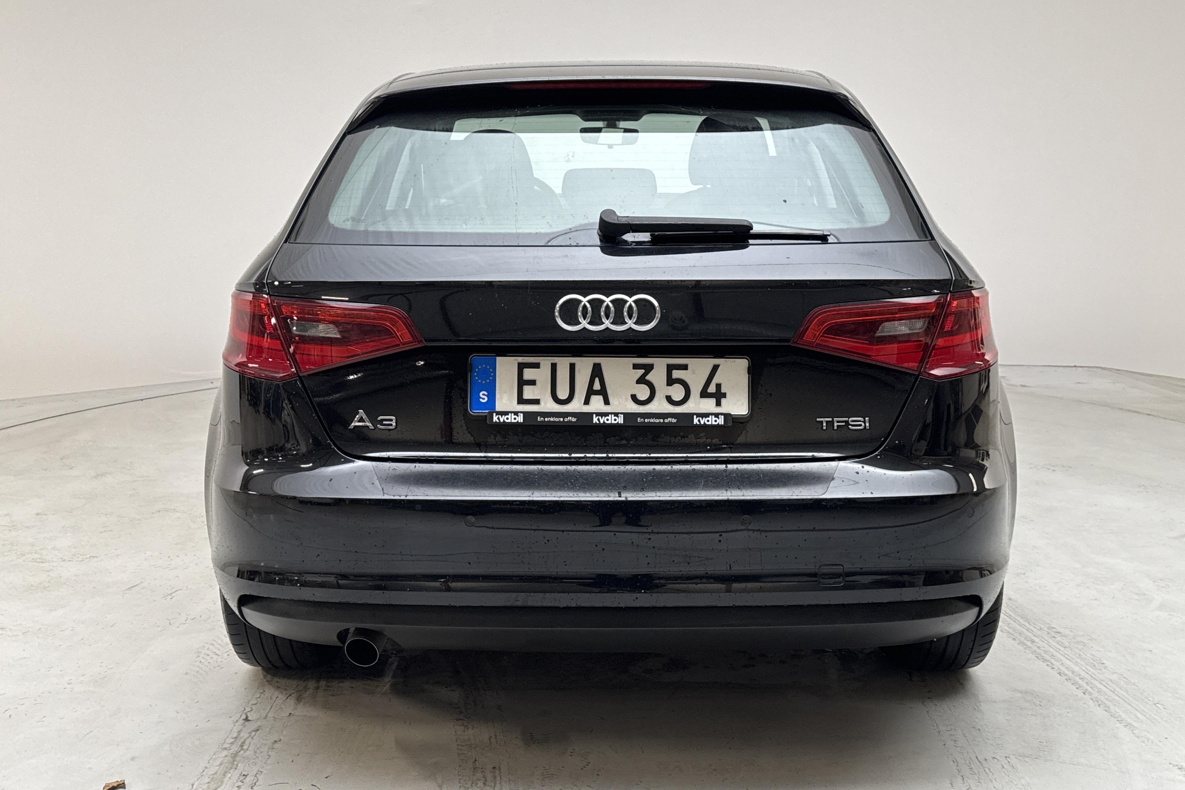 Audi A3 1.2 TFSI Sportback (110hk) - 126 820 km - Manual - black - 2016