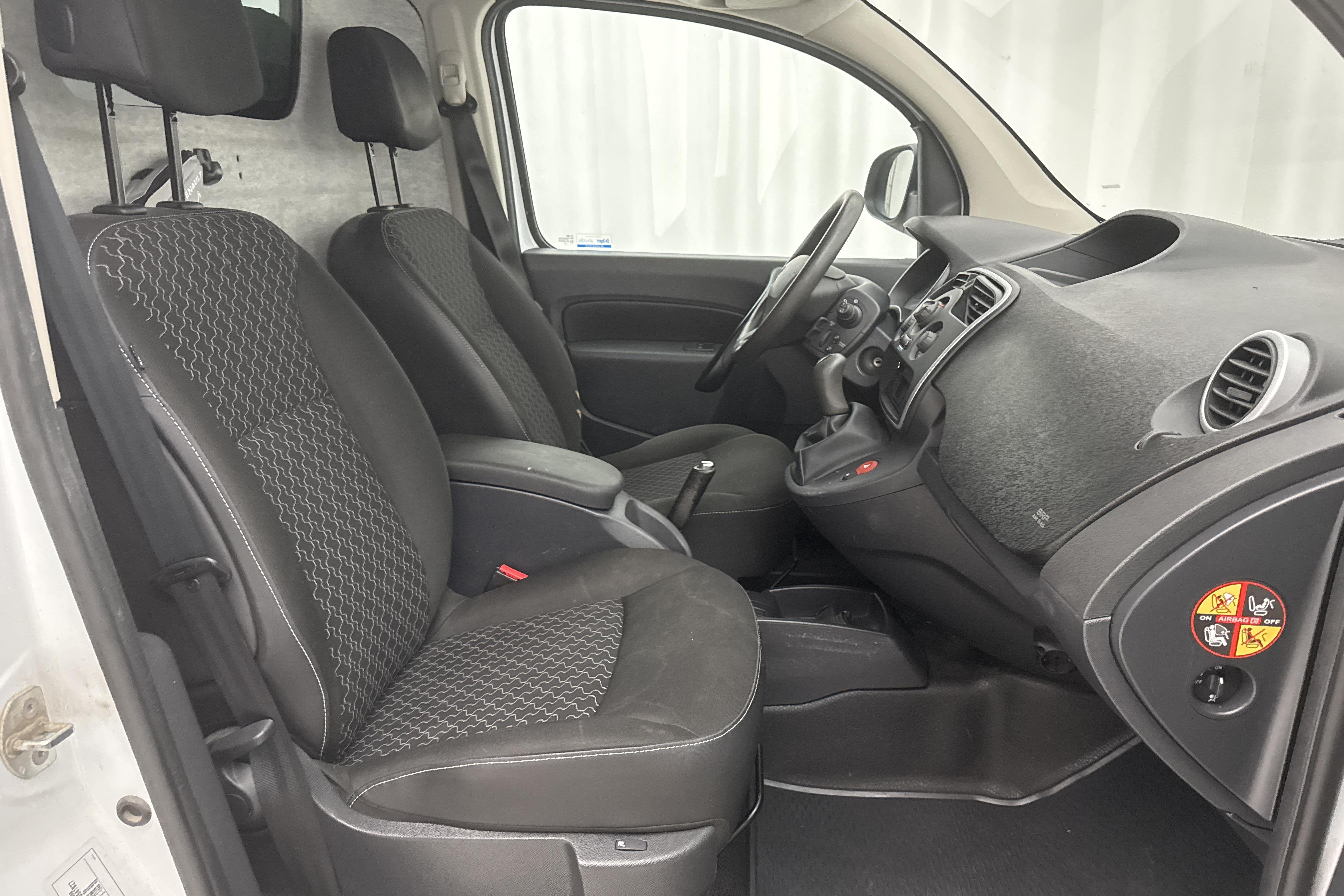 Renault Kangoo 1.5 dCi Maxi skåp (90hk) - 8 979 mil - Manuell - vit - 2016