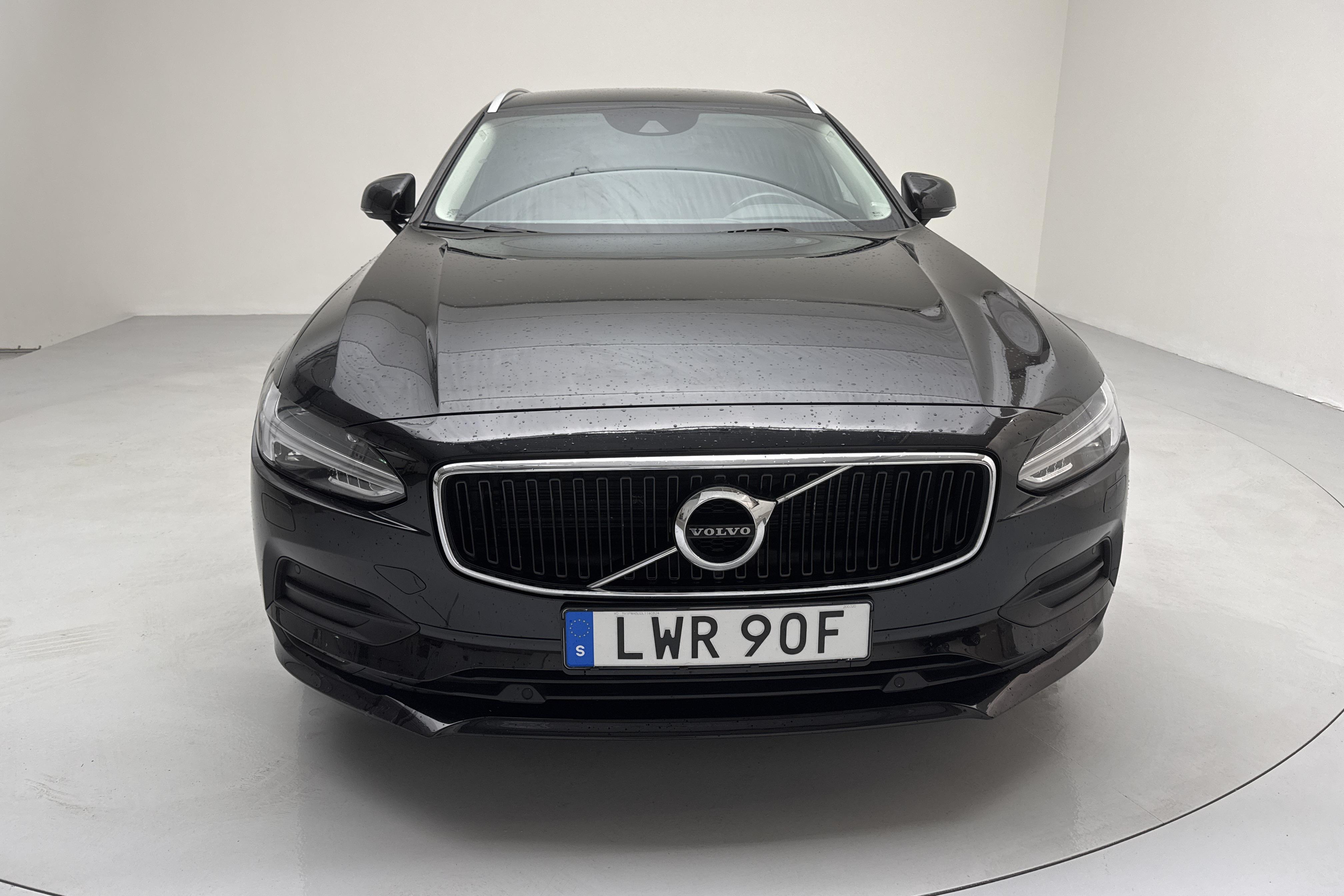 Volvo V90 D4 (190hk) - 147 490 km - Automatyczna - czarny - 2020