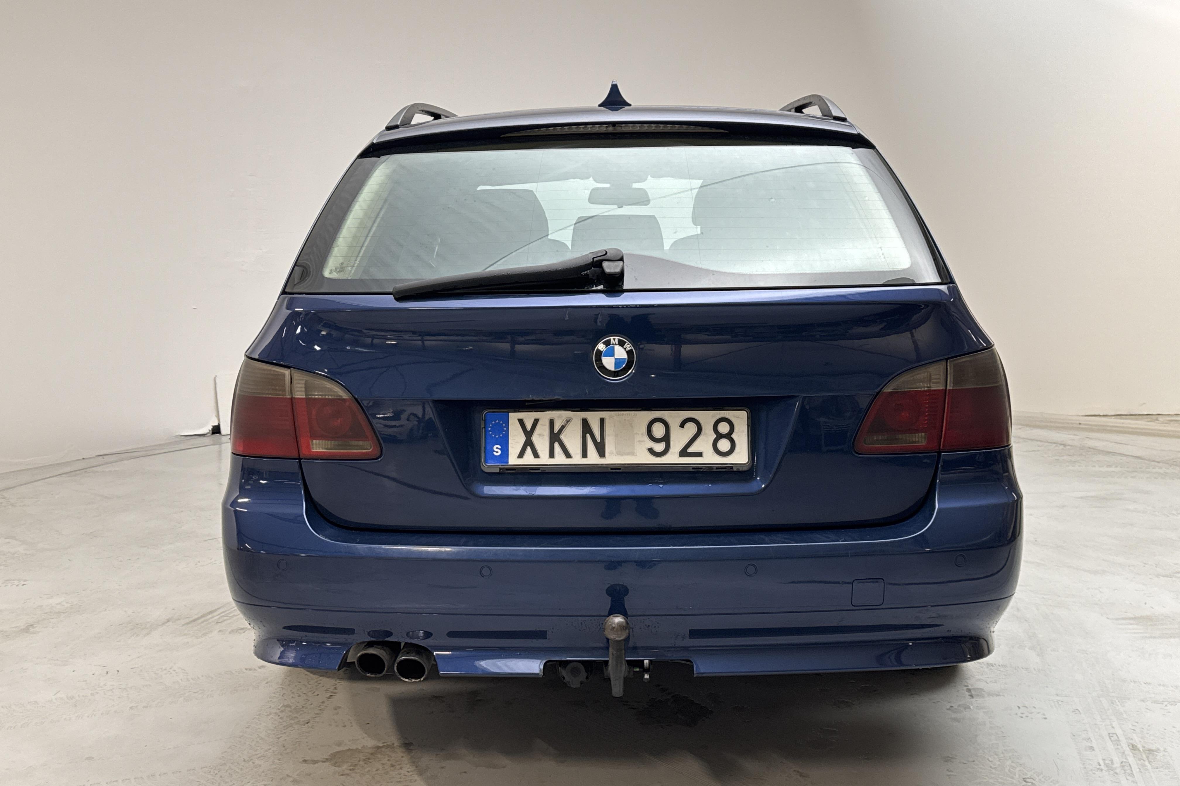 BMW 530xi Touring, E61 (258hk) - 205 960 km - Käsitsi - Dark Blue - 2006