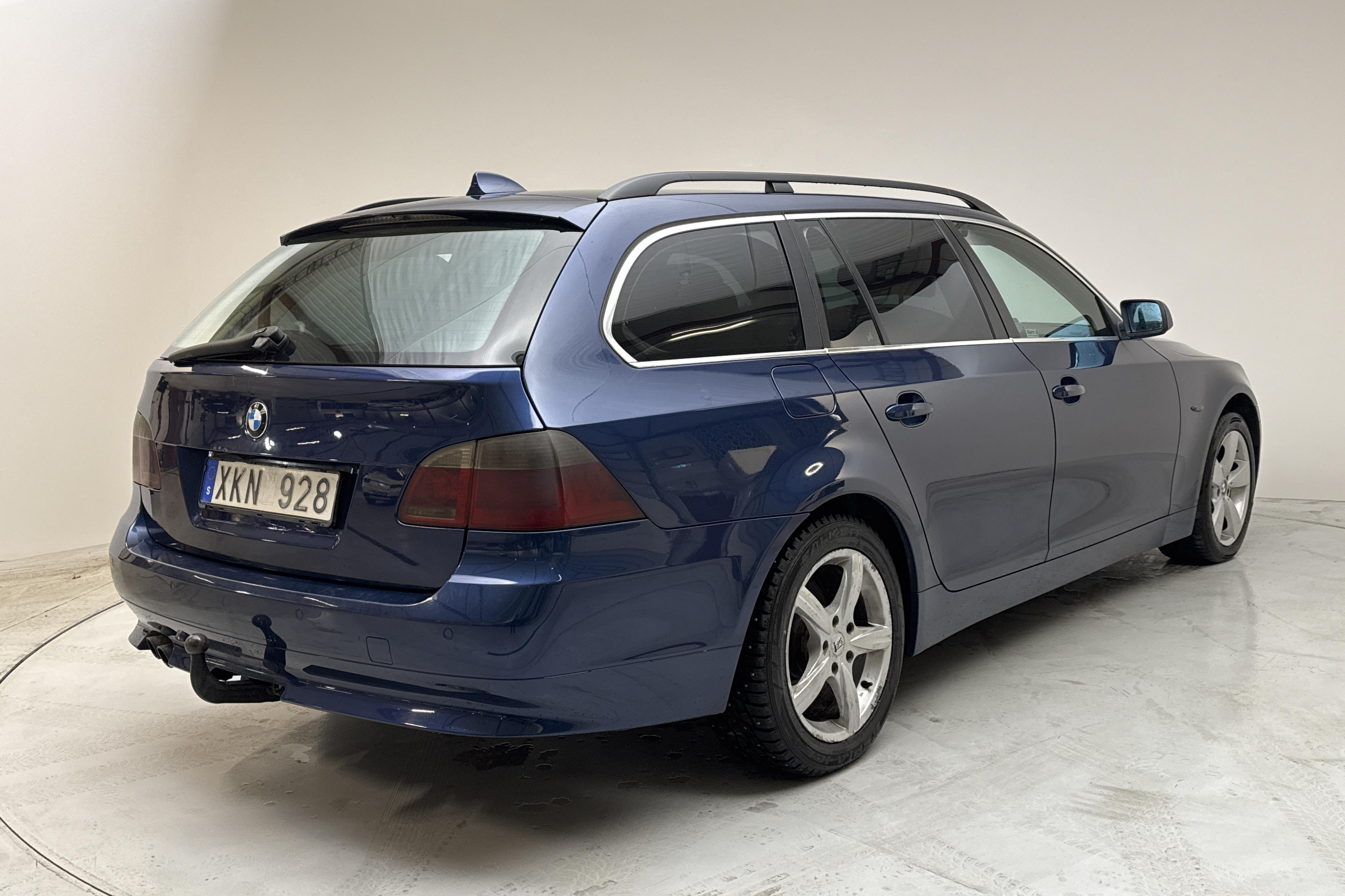 BMW 530xi Touring, E61 (258hk) - 205 960 km - Käsitsi - Dark Blue - 2006