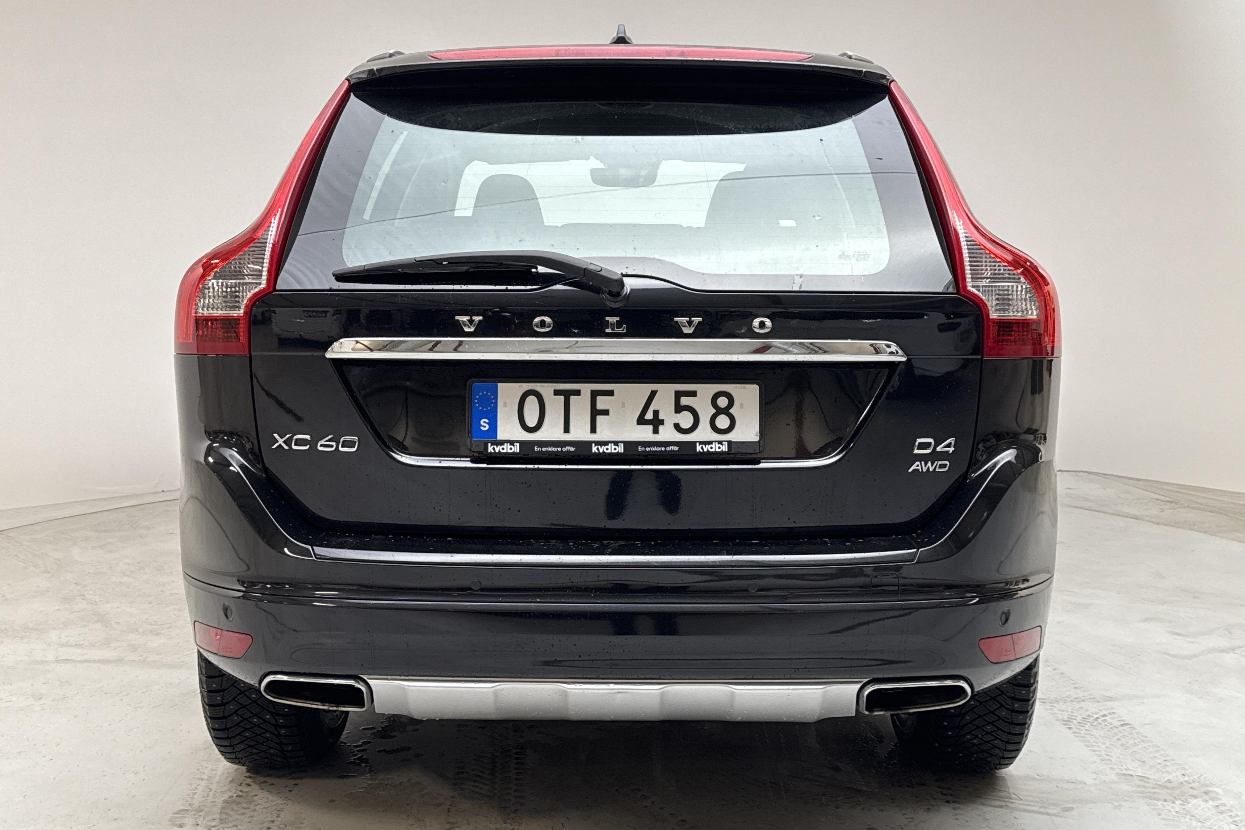 Volvo XC60 D4 AWD (181hk) - 171 570 km - Automatyczna - czarny - 2015