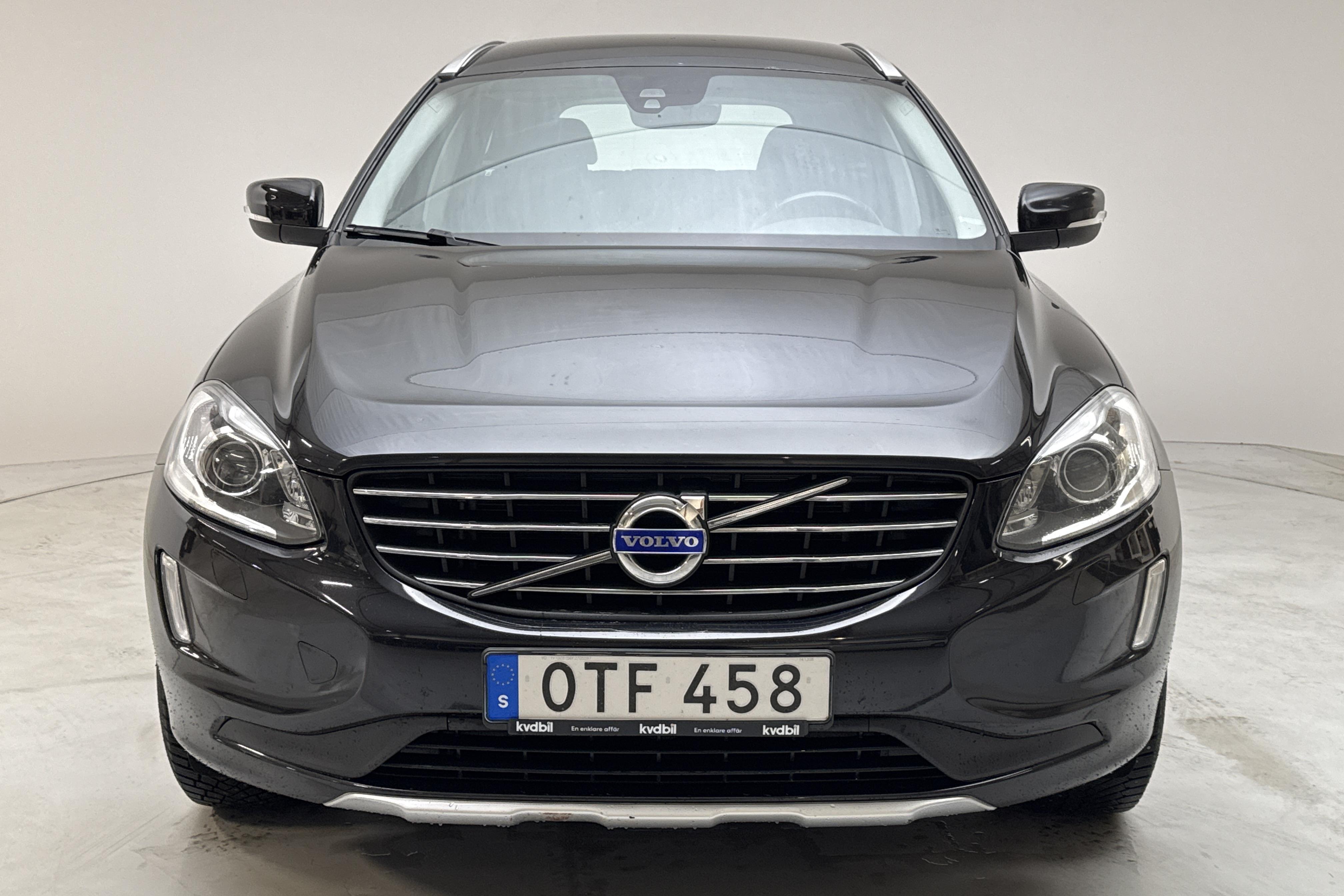 Volvo XC60 D4 AWD (181hk) - 171 570 km - Automatyczna - czarny - 2015