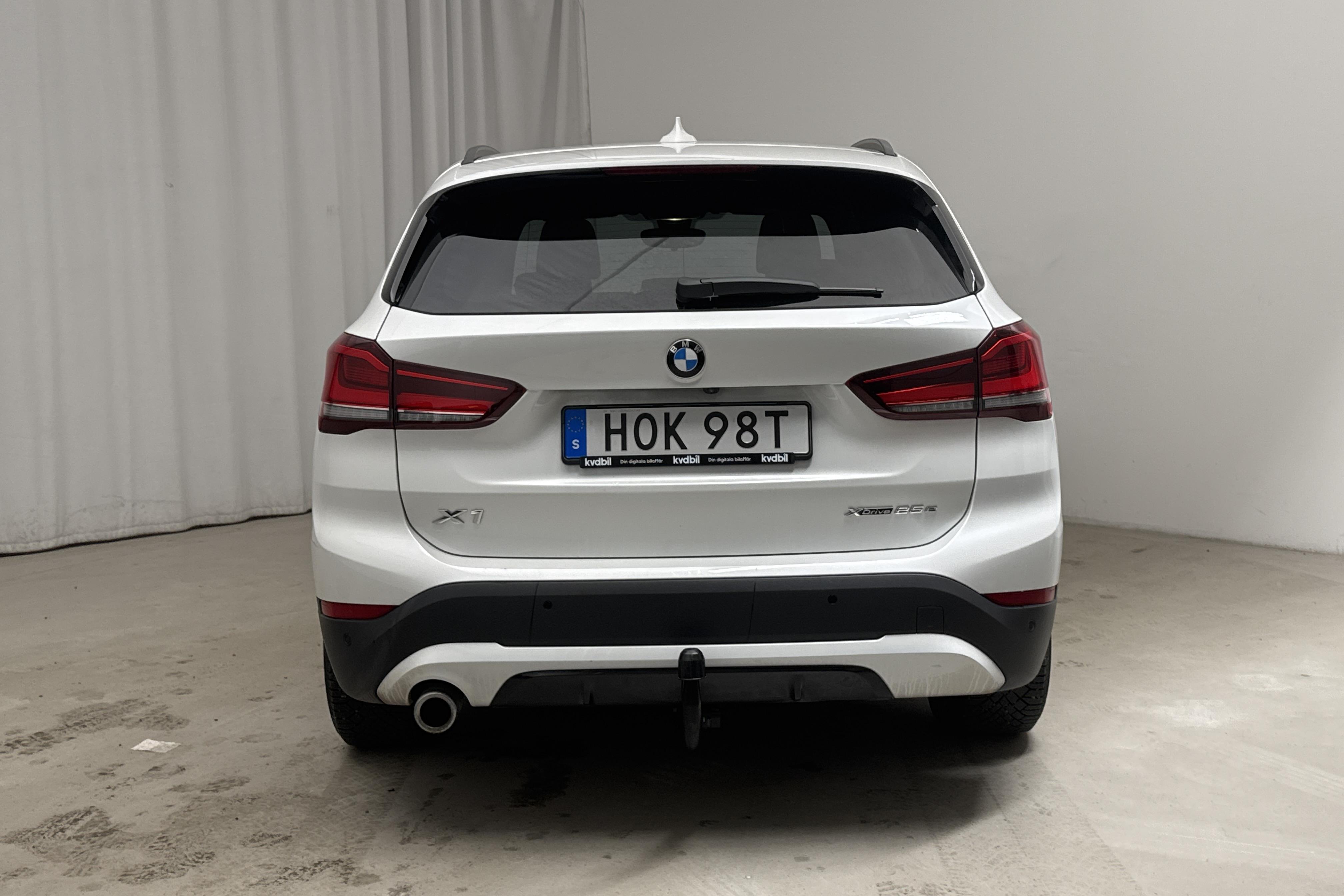 BMW X1 xDrive25e 9,7 kWh LCI, F48 (220hk) - 30 680 km - Automaattinen - valkoinen - 2021