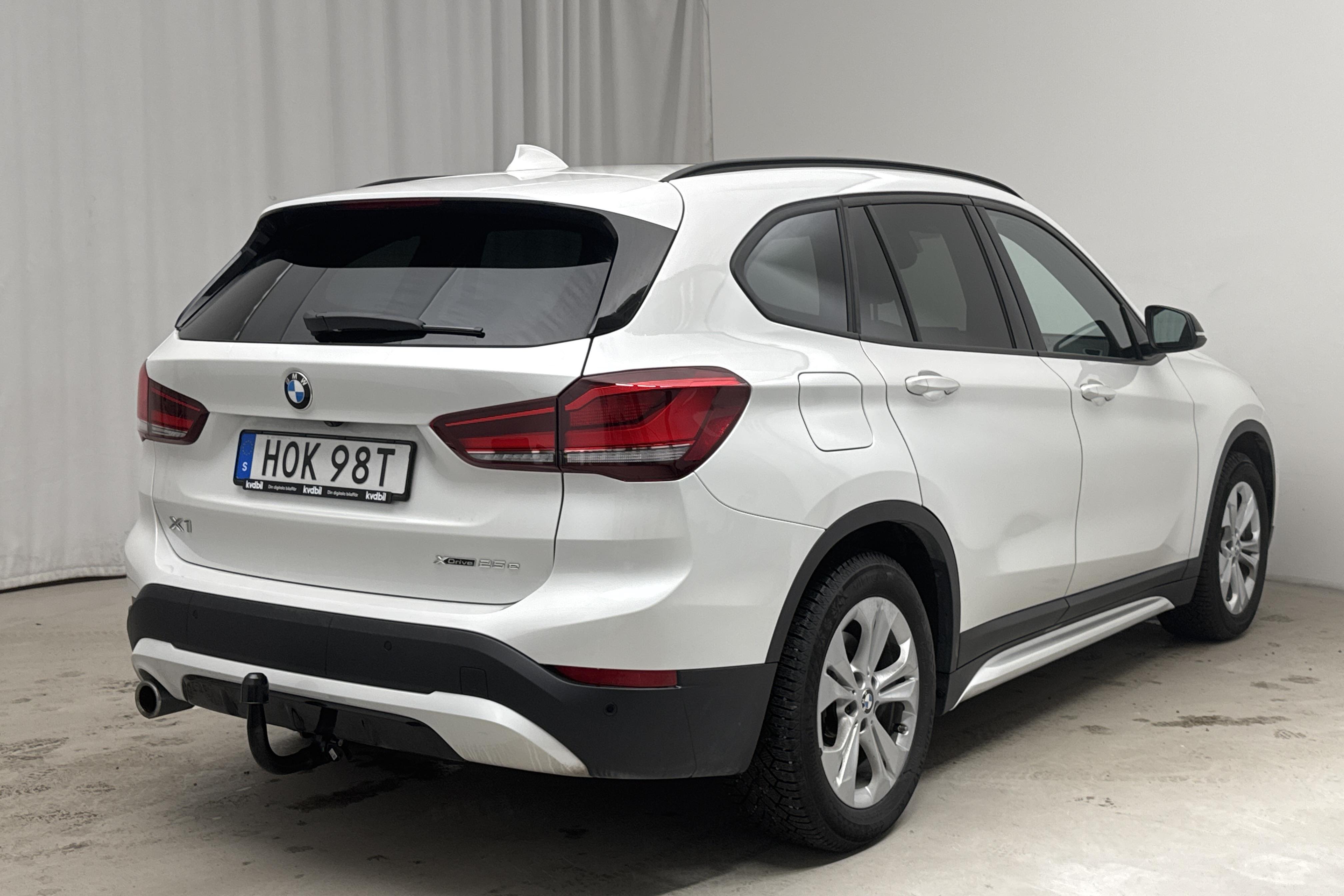 BMW X1 xDrive25e 9,7 kWh LCI, F48 (220hk) - 30 680 km - Automaattinen - valkoinen - 2021