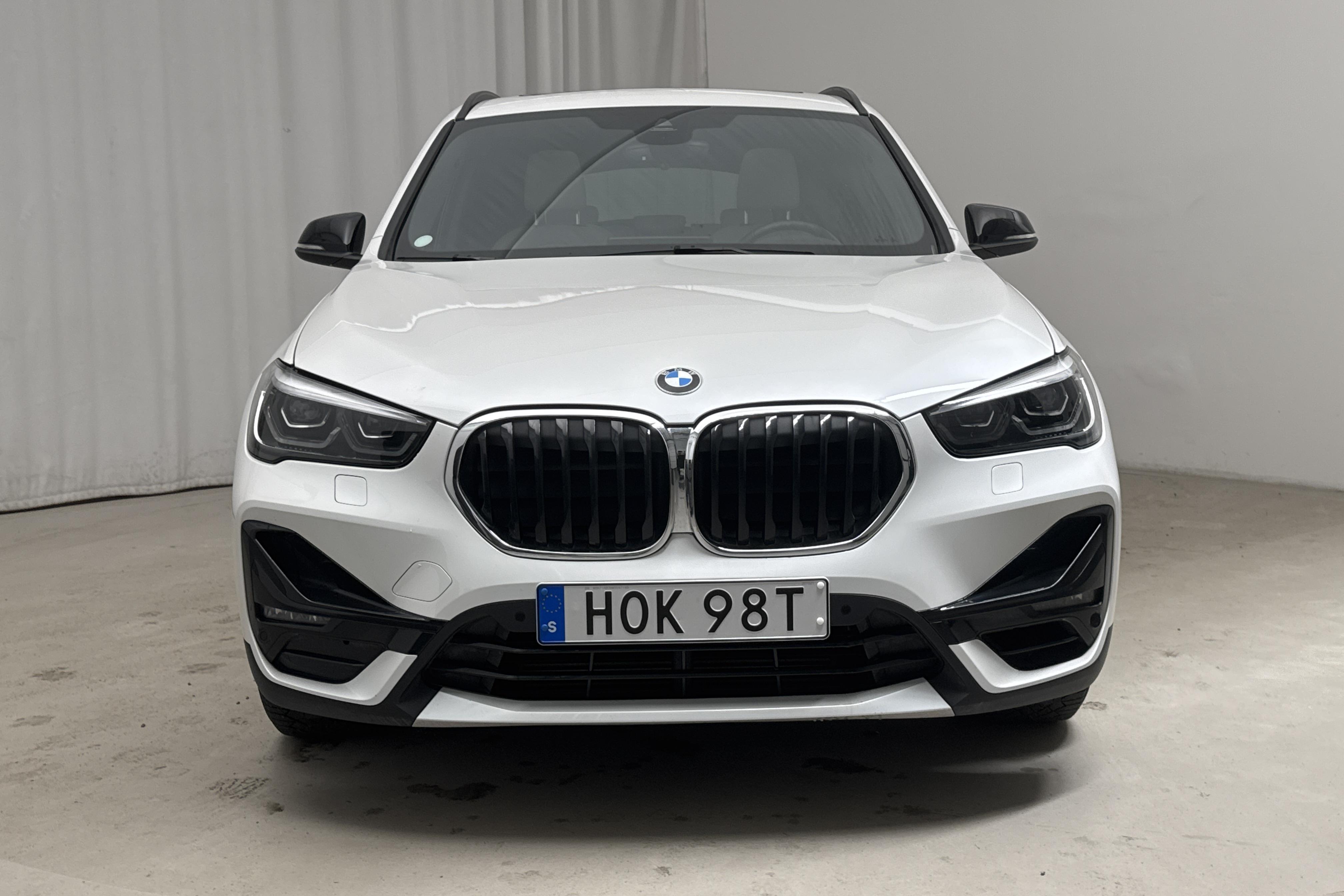 BMW X1 xDrive25e 9,7 kWh LCI, F48 (220hk) - 30 680 km - Automaattinen - valkoinen - 2021