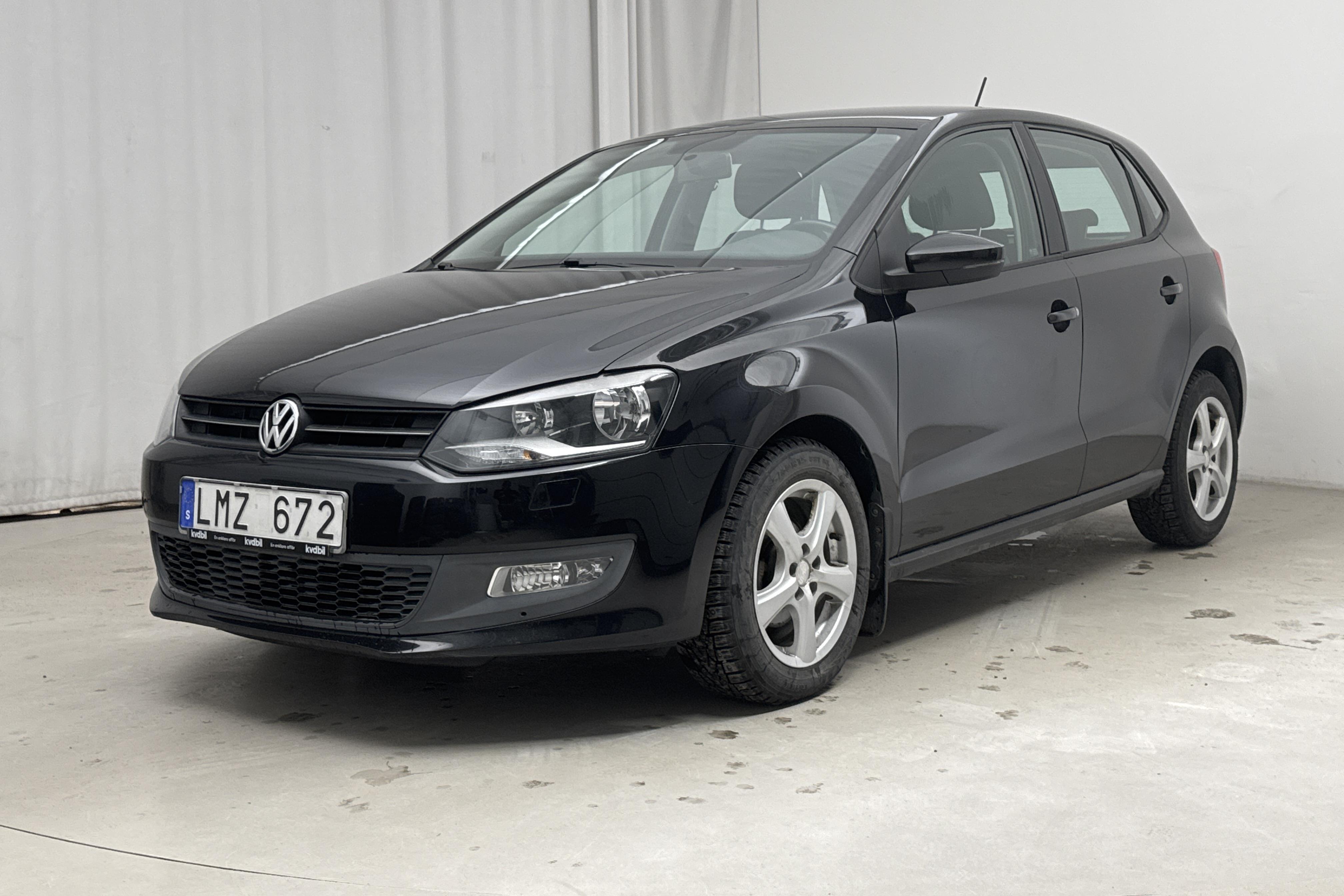 VW Polo 1.4 5dr (85hk) - 98 270 km - Manuaalinen - musta - 2010