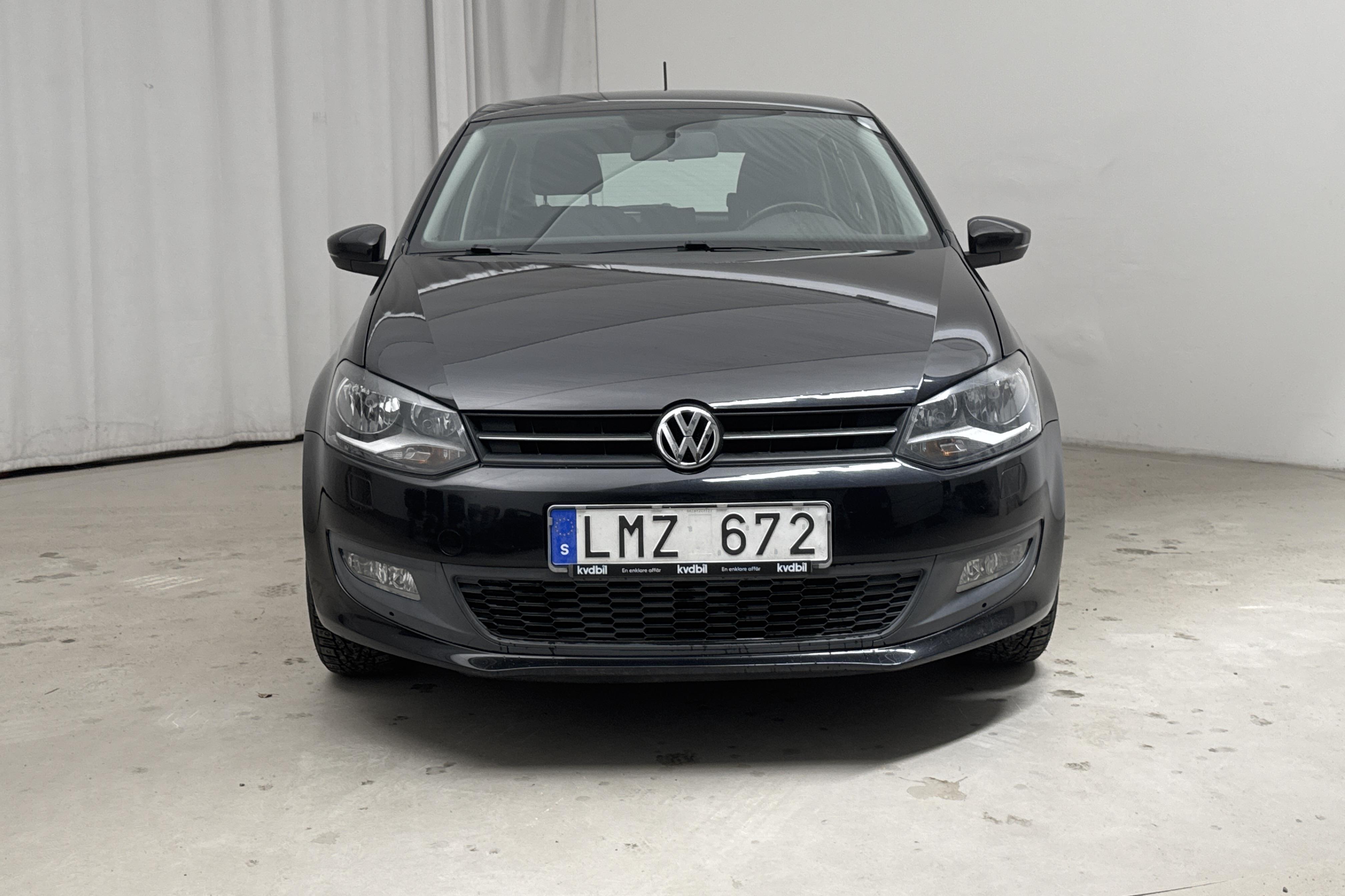 VW Polo 1.4 5dr (85hk) - 98 270 km - Manuaalinen - musta - 2010