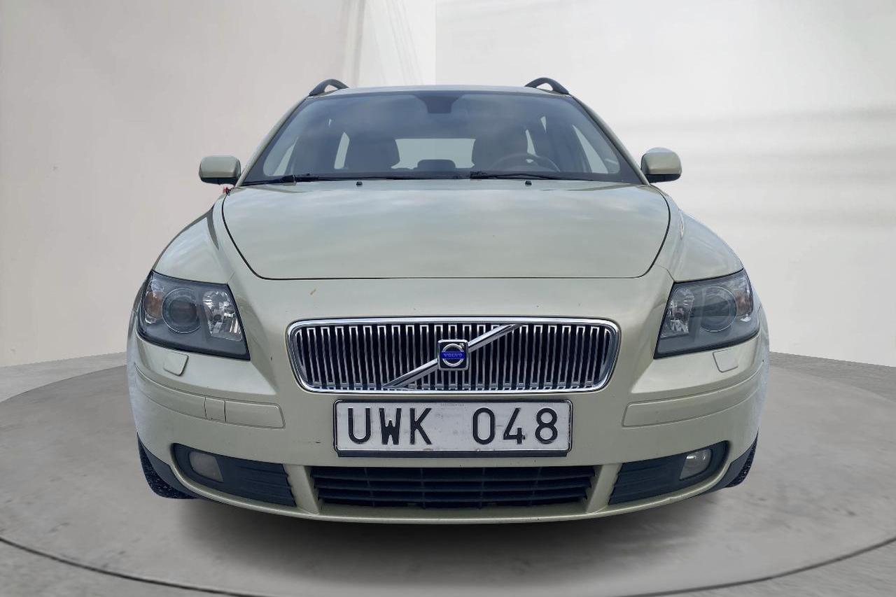 Volvo V50 2.5 T5 (220hk) - 194 450 km - Automaatne - Light Green - 2004