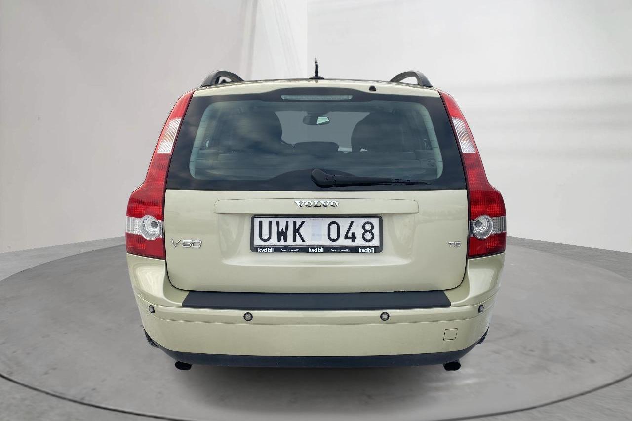 Volvo V50 2.5 T5 (220hk) - 194 450 km - Automaatne - Light Green - 2004