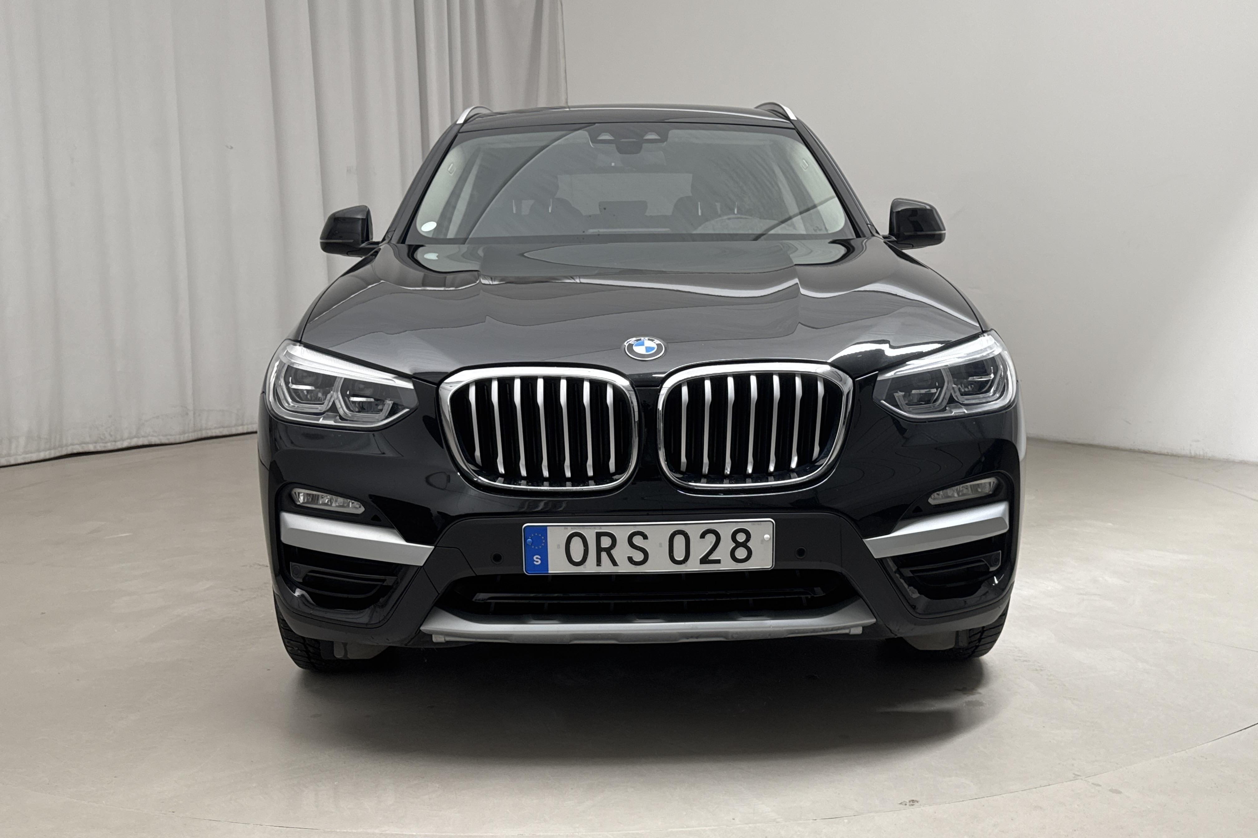 BMW X3 xDrive20i, G01 (184hk) - 42 550 km - Automaatne - must - 2019