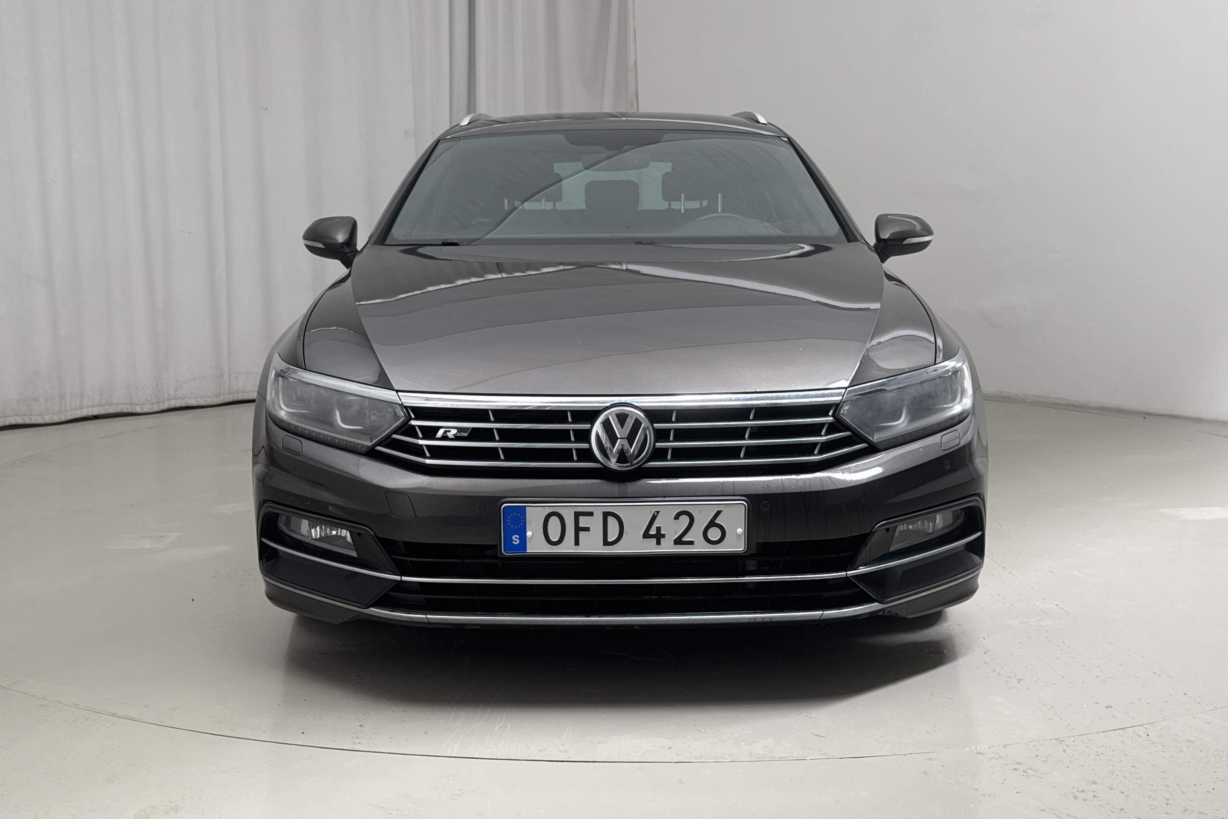 VW Passat 2.0 TDI Sportscombi (190hk) - 19 004 mil - Automat - Dark Brown - 2017