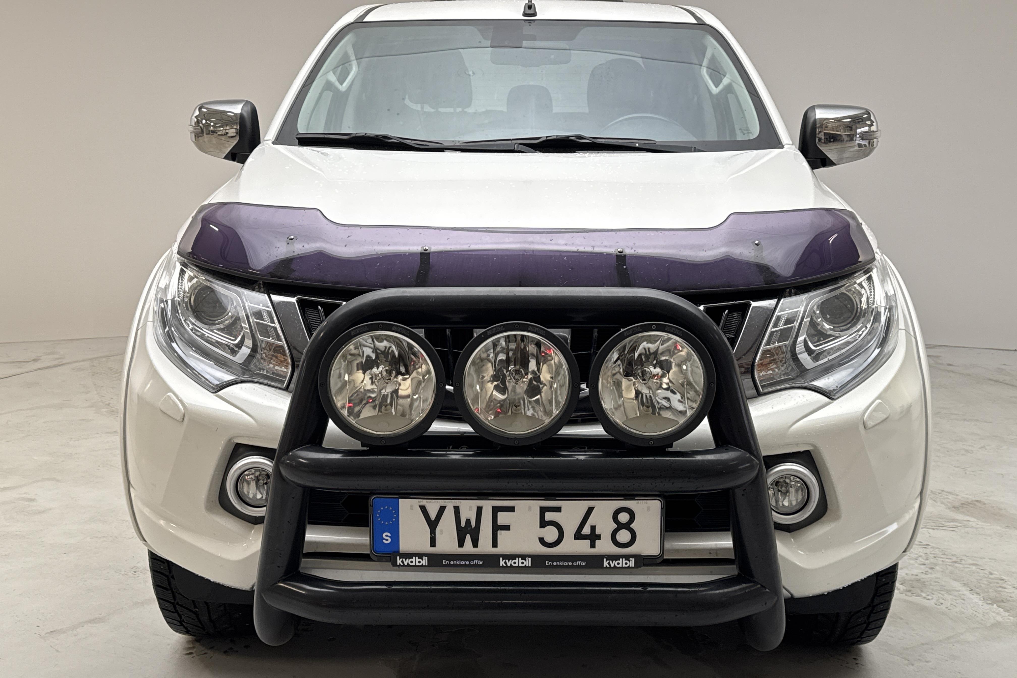 Mitsubishi L200 2.4 DI-D (181hk) - 12 277 mil - Automat - vit - 2019