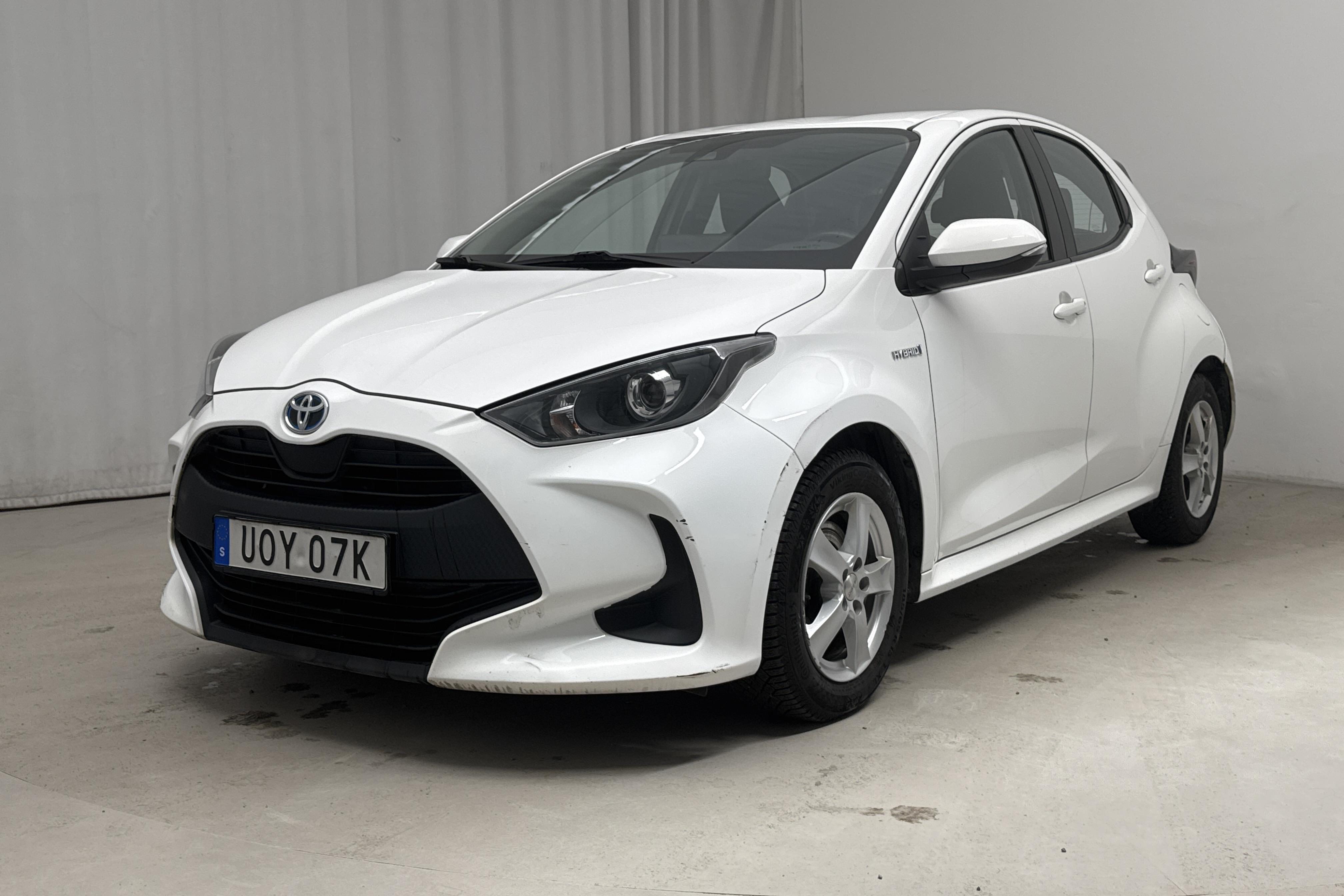 Toyota Yaris 1.5 Hybrid 5dr (116hk) - 9 325 mil - Automat - vit - 2020