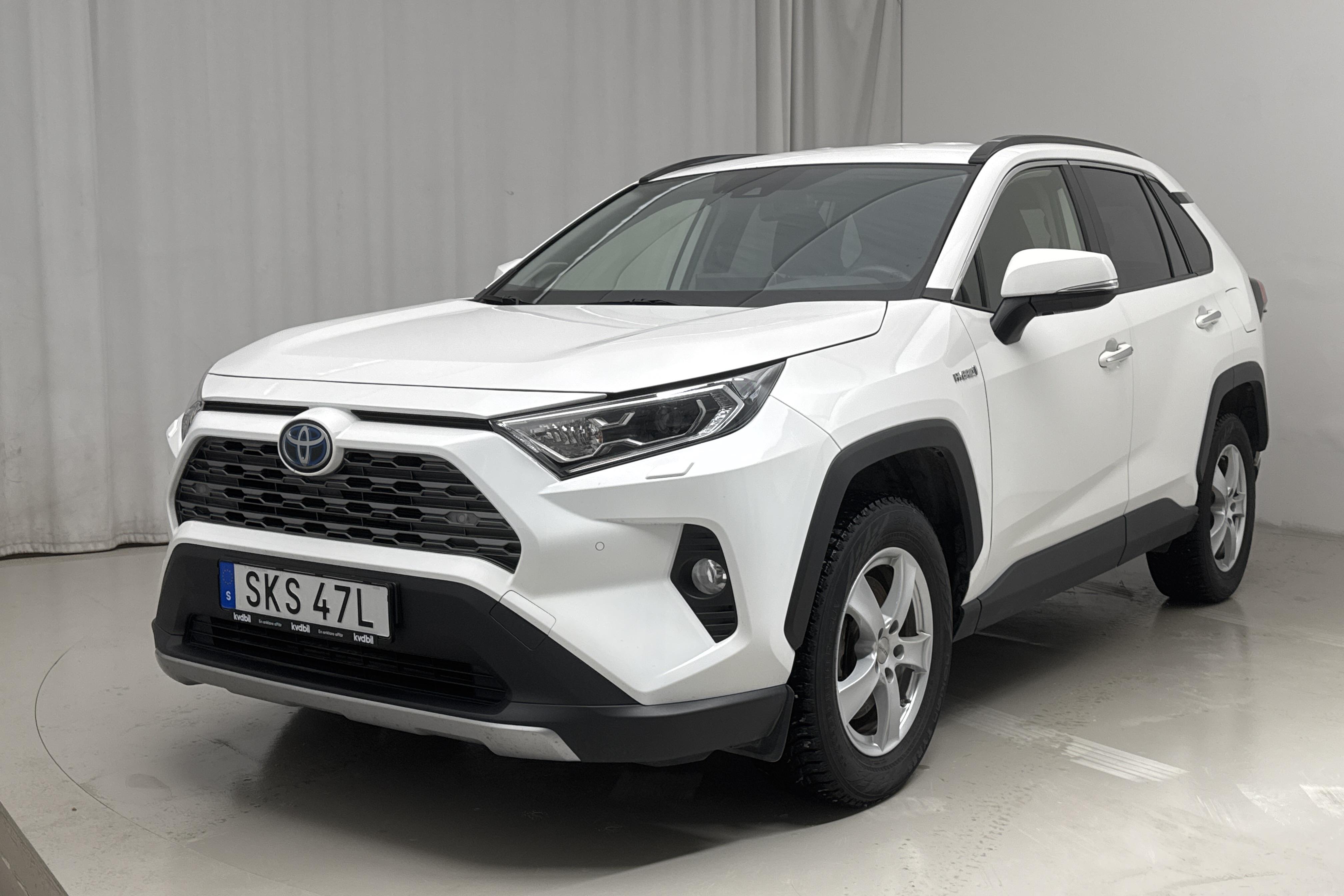 Toyota RAV4 2.5 HSD AWD (222hk) - 65 950 km - Automaatne - valge - 2019