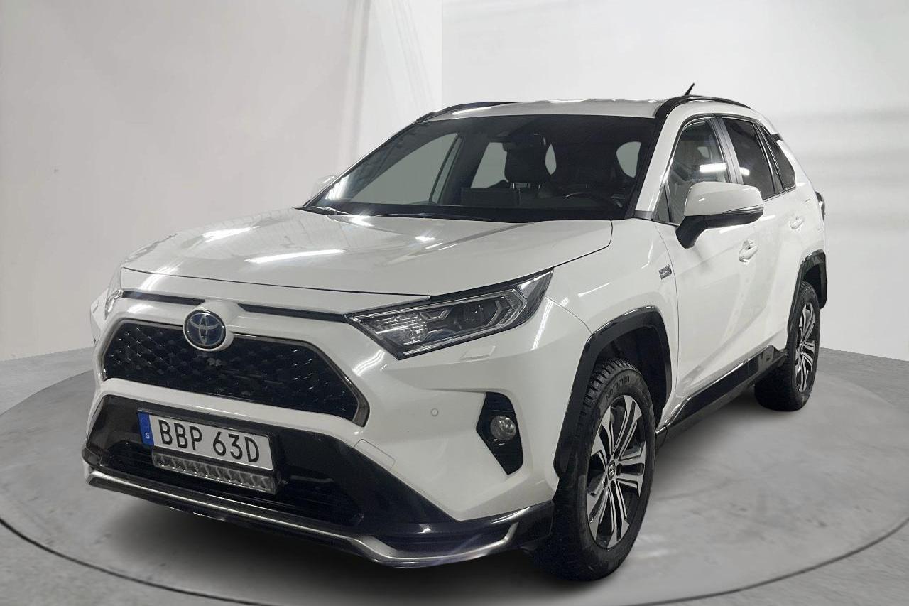 Toyota RAV4 2.5 Plug-in Hybrid AWD (306hk) - 17 791 mil - Automat - vit - 2021