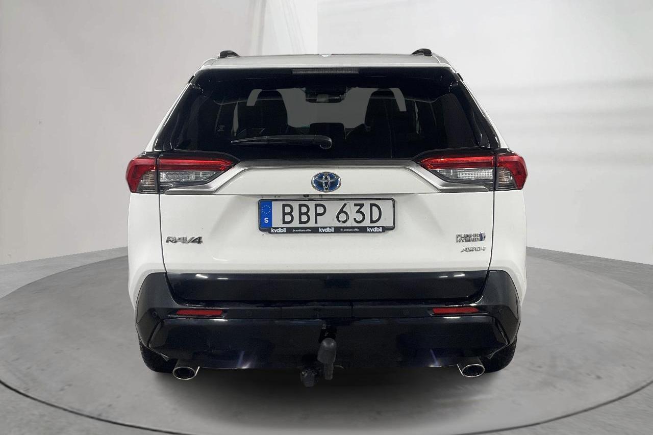 Toyota RAV4 2.5 Plug-in Hybrid AWD (306hk) - 17 791 mil - Automat - vit - 2021