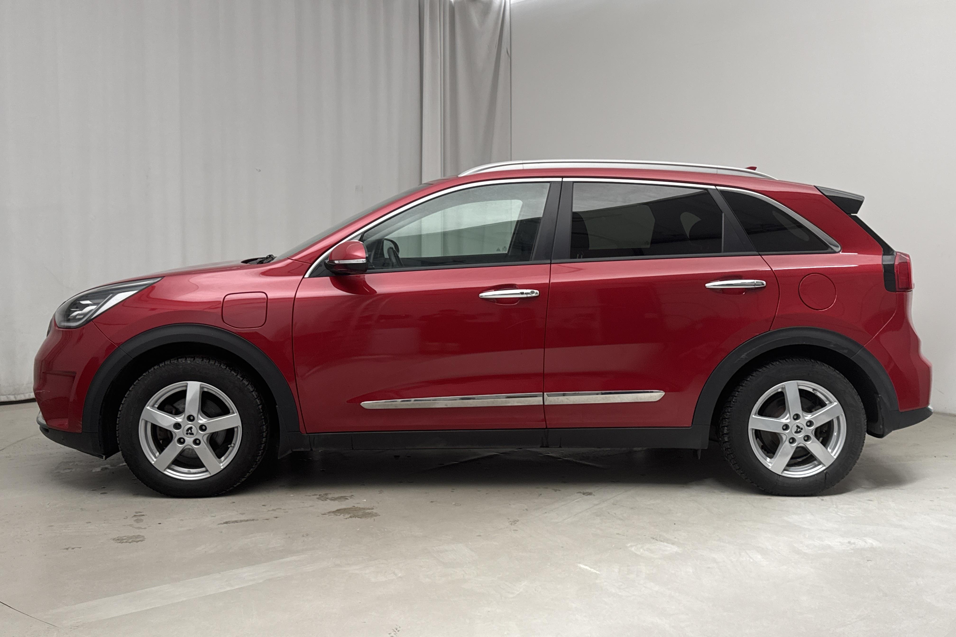 KIA Niro Plug-in Hybrid 1.6 (141hk) - 68 430 km - Automaattinen - punainen - 2019