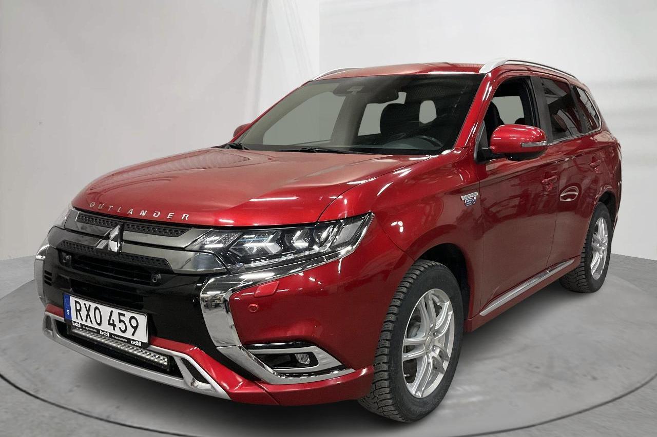 Mitsubishi Outlander 2.4 Plug-in Hybrid 4WD (136hk) - 120 360 km - Automaattinen - punainen - 2020