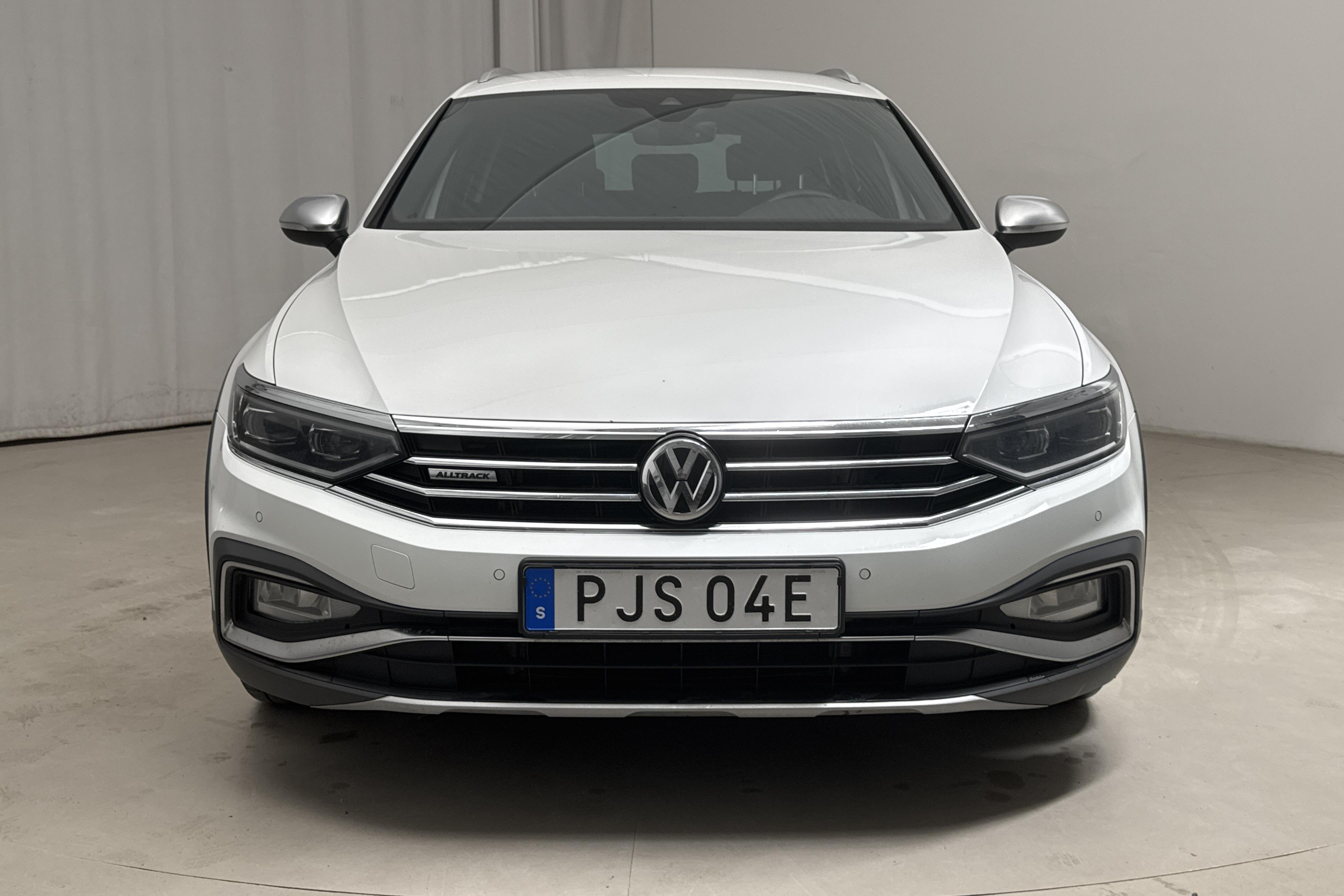 VW Passat Alltrack 2.0 TDI 4MOTION (190hk) - 25 575 mil - Automat - vit - 2020