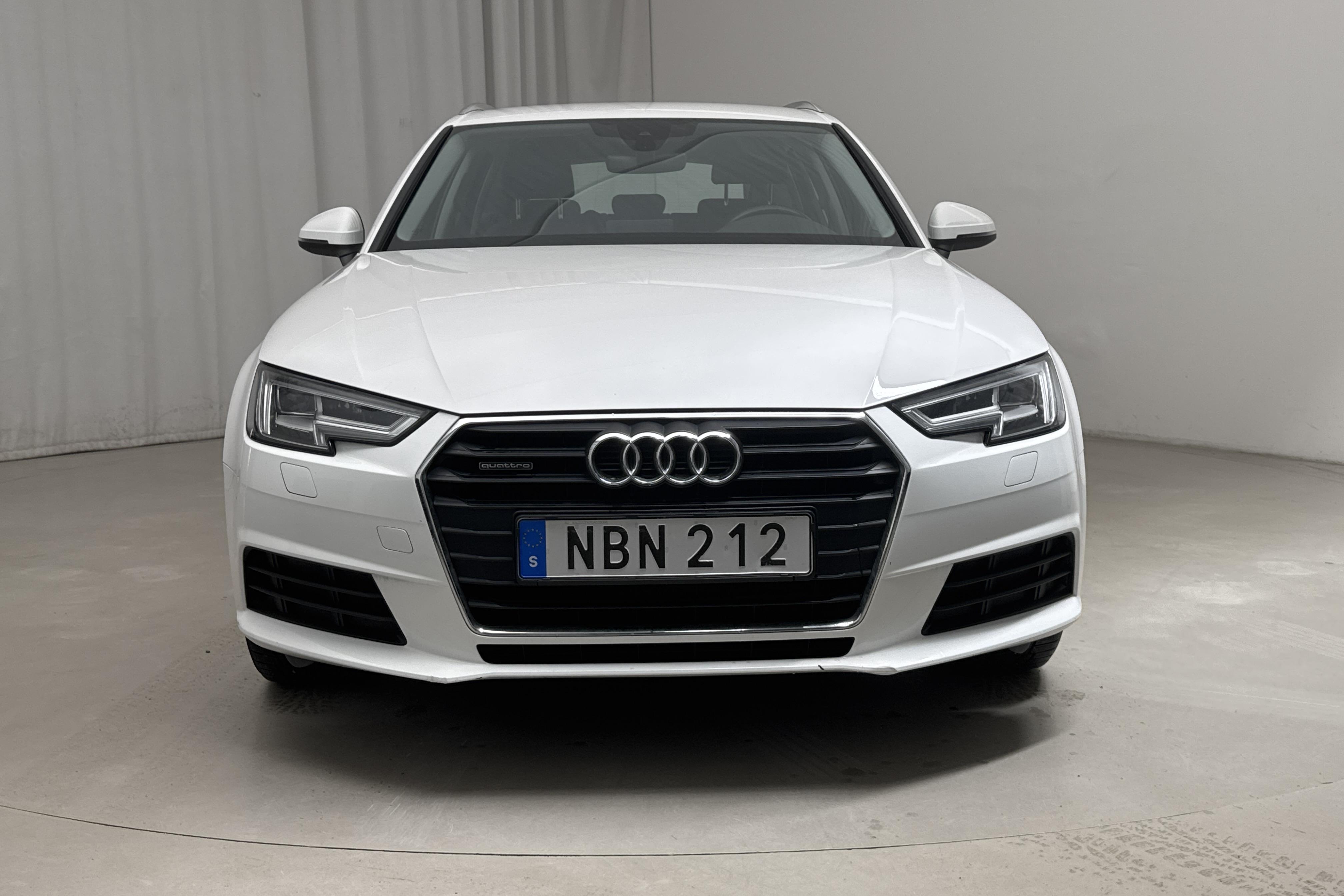 Audi A4 2.0 TDI Avant quattro (190hk) - 110 930 km - Automatic - white - 2016