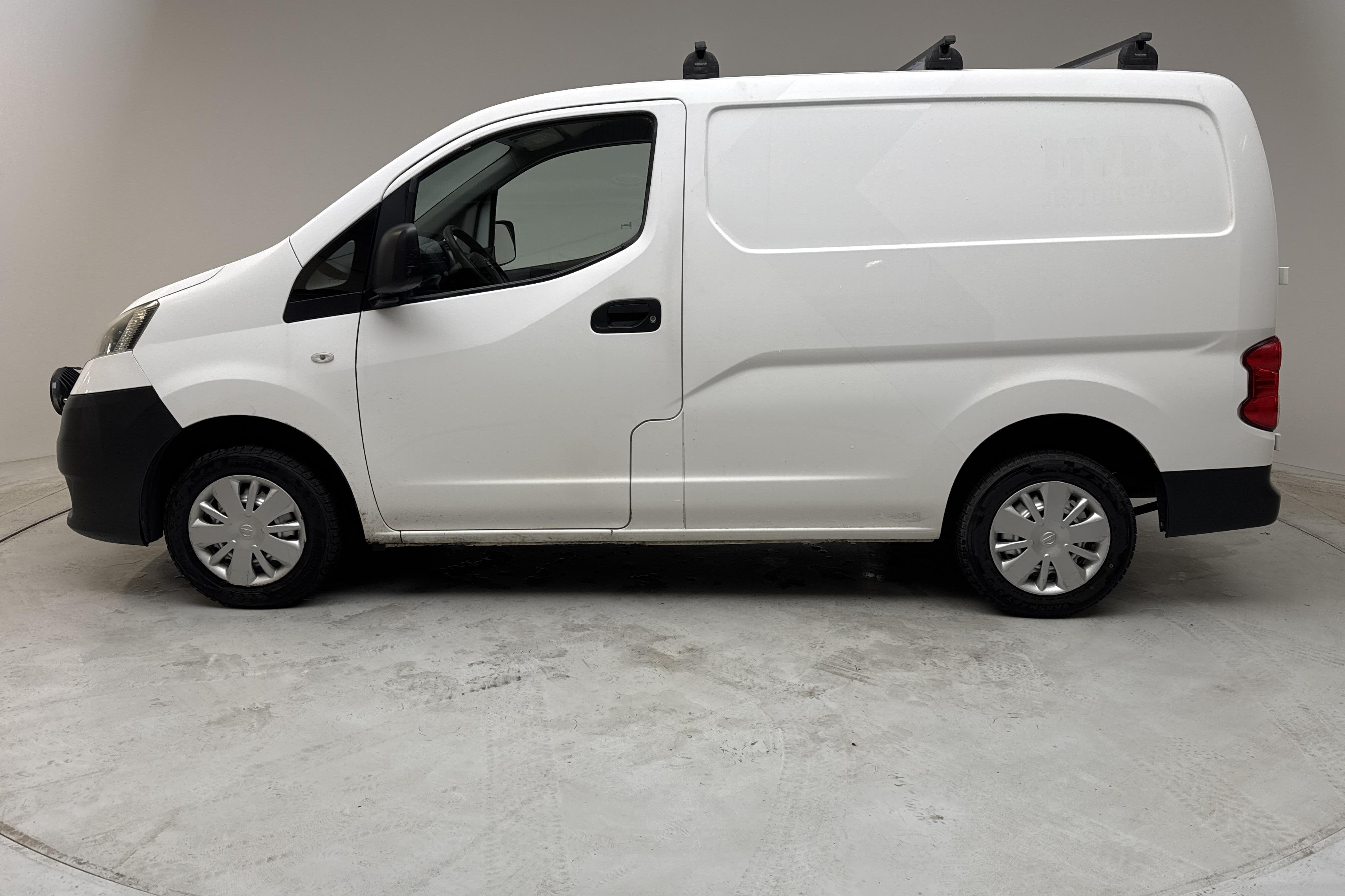 Nissan NV200 1.5 dCi Skåp (90hk) - 233 100 km - Manualna - biały - 2014