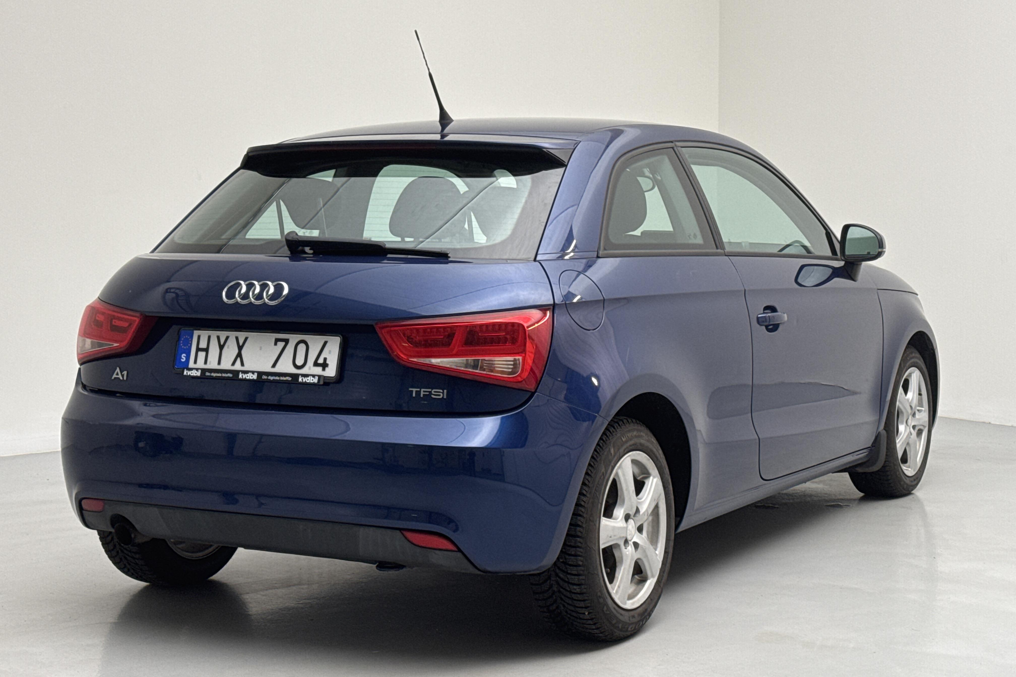 Audi A1 1.2 TFSI (86hk) - 49 760 km - Manual - blue - 2011