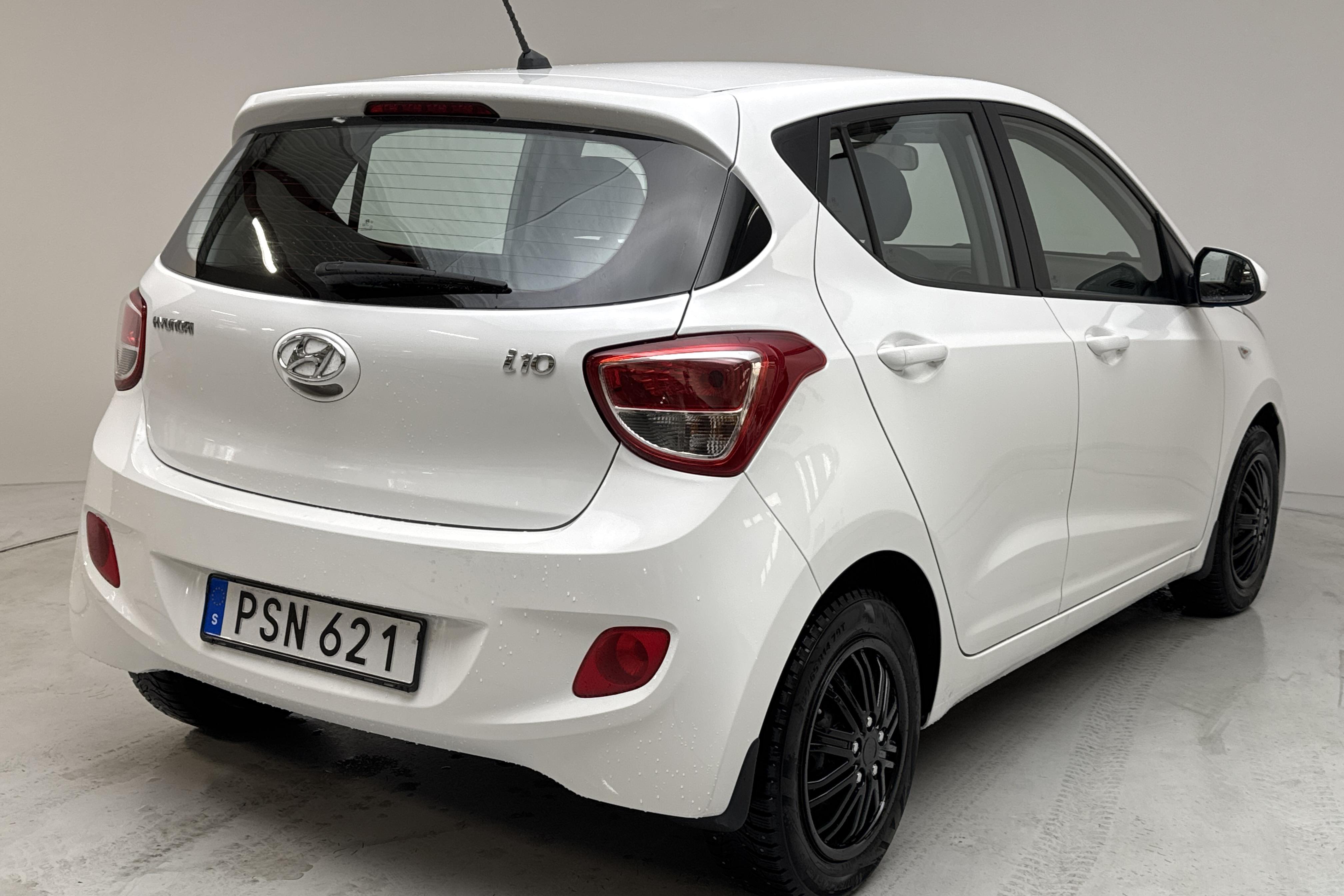 Hyundai i10 1.0 (66hk) - 49 100 km - Manual - white - 2015