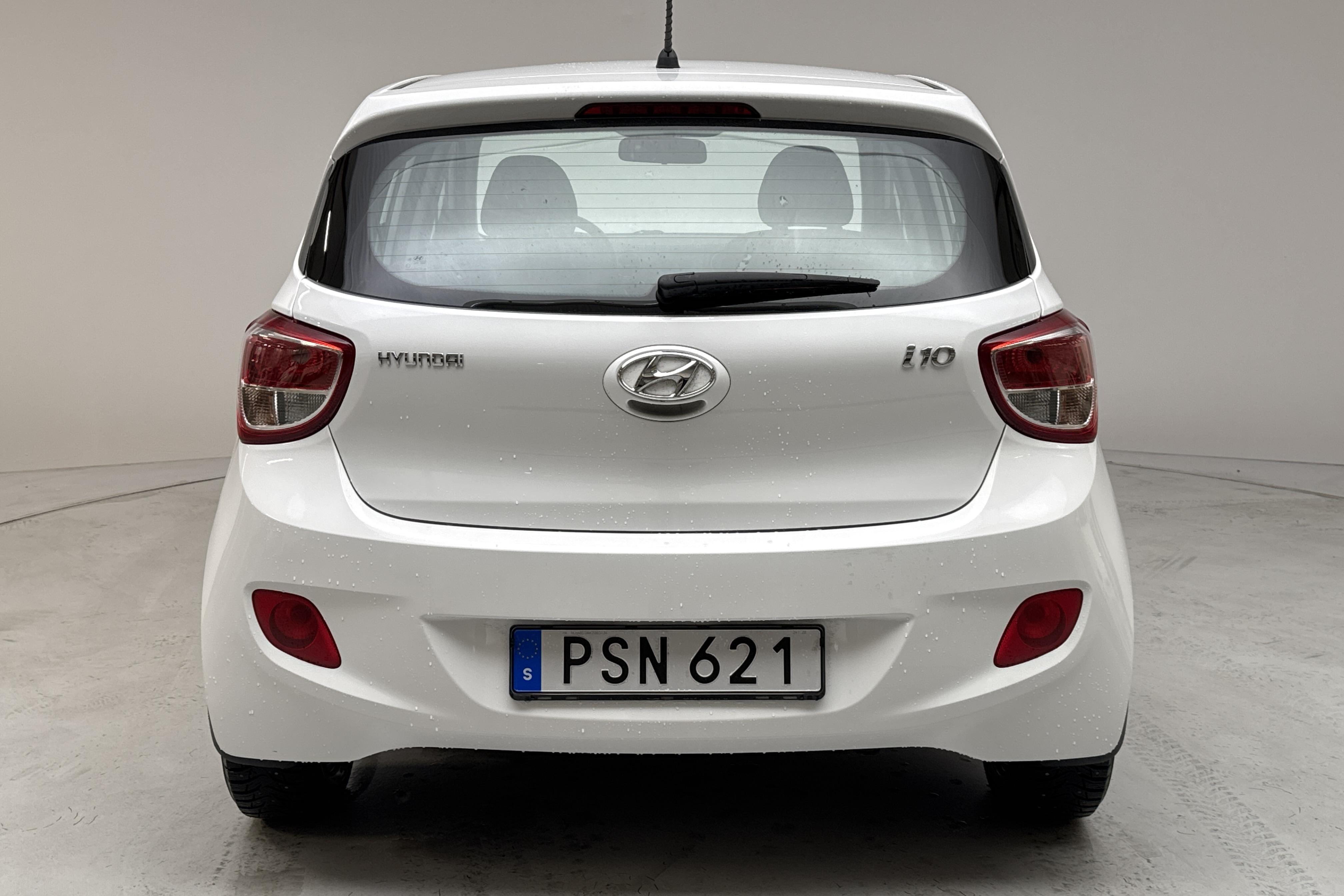 Hyundai i10 1.0 (66hk) - 49 100 km - Manual - white - 2015