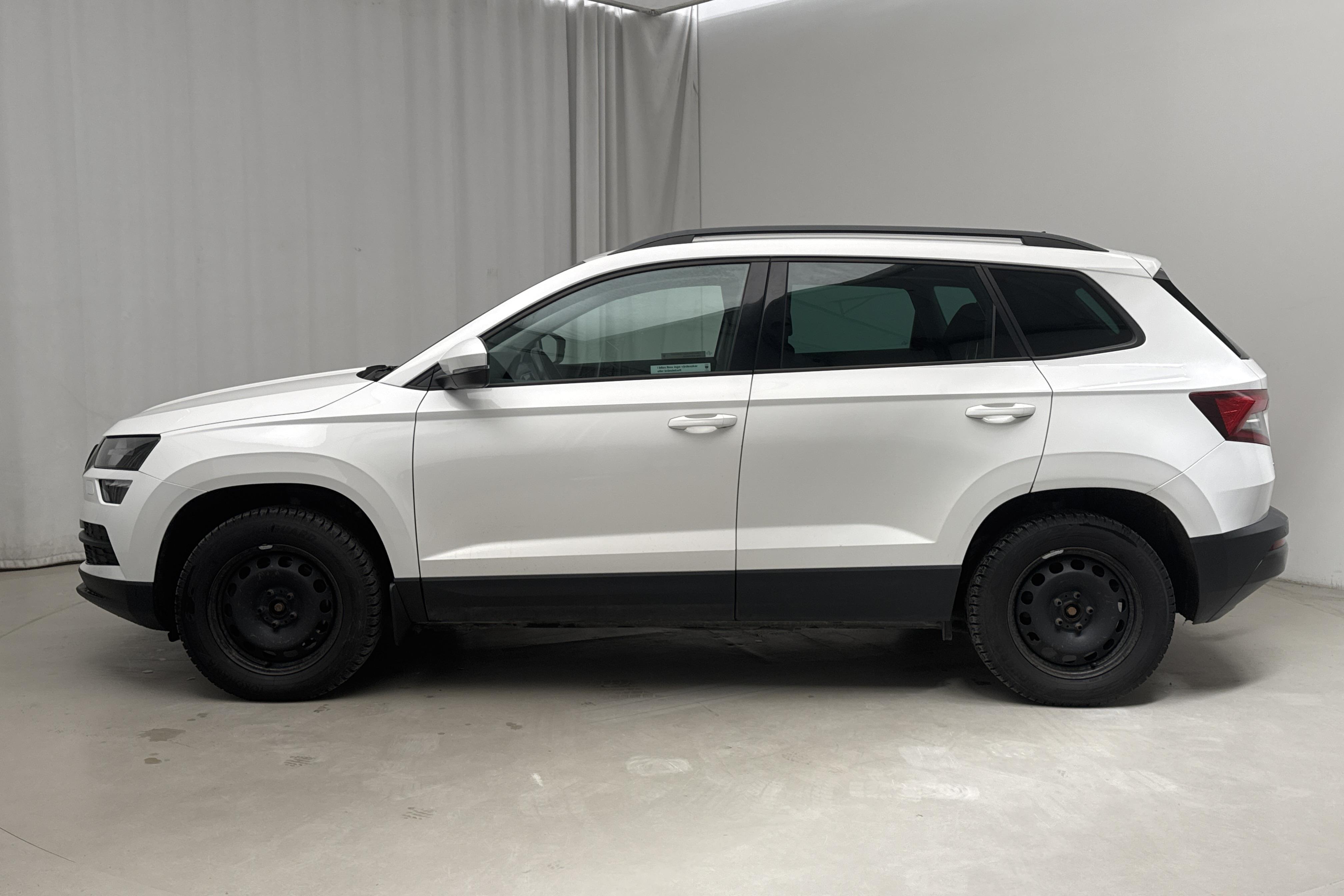 Skoda Karoq 2.0 TDI 4X4 (150hk) - 182 750 km - Manuaalinen - valkoinen - 2019