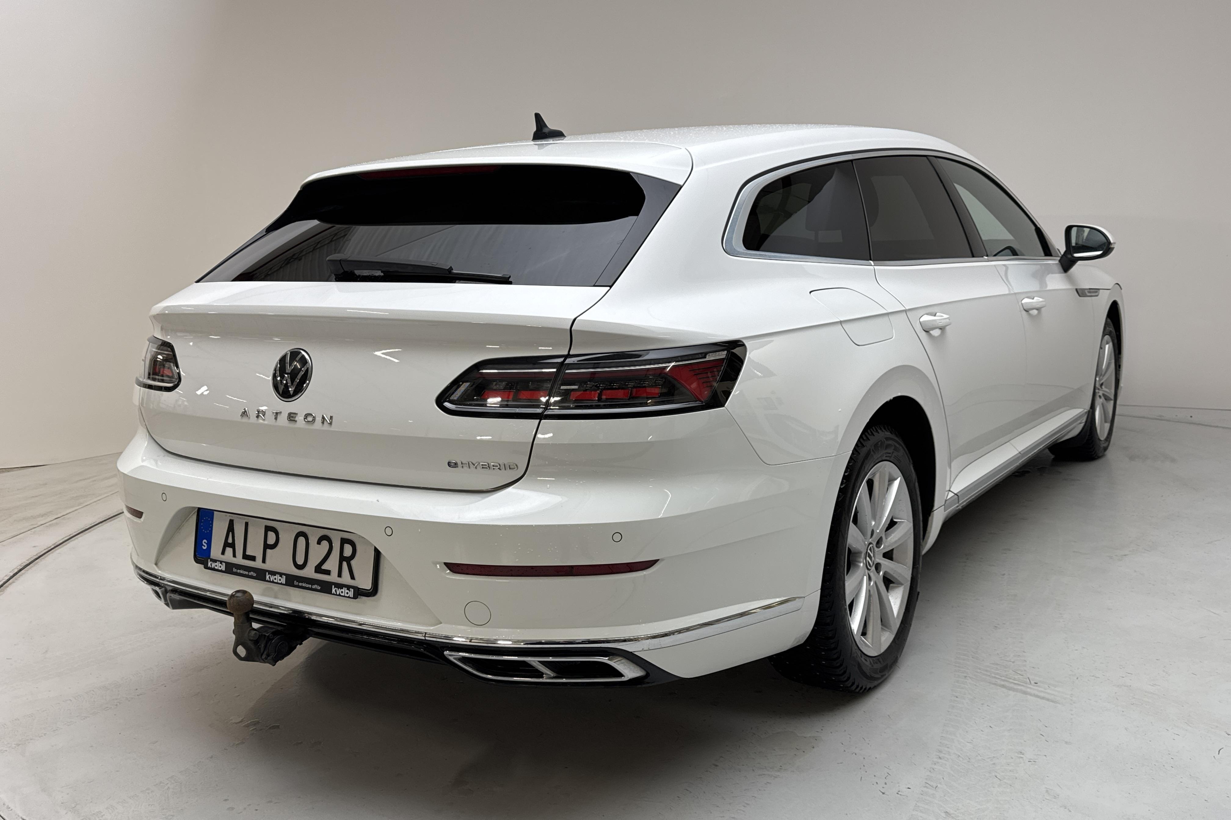 VW Arteon Shooting Brake eHybrid 1.4 TSI (218hk) - 6 741 mil - Automat - vit - 2021