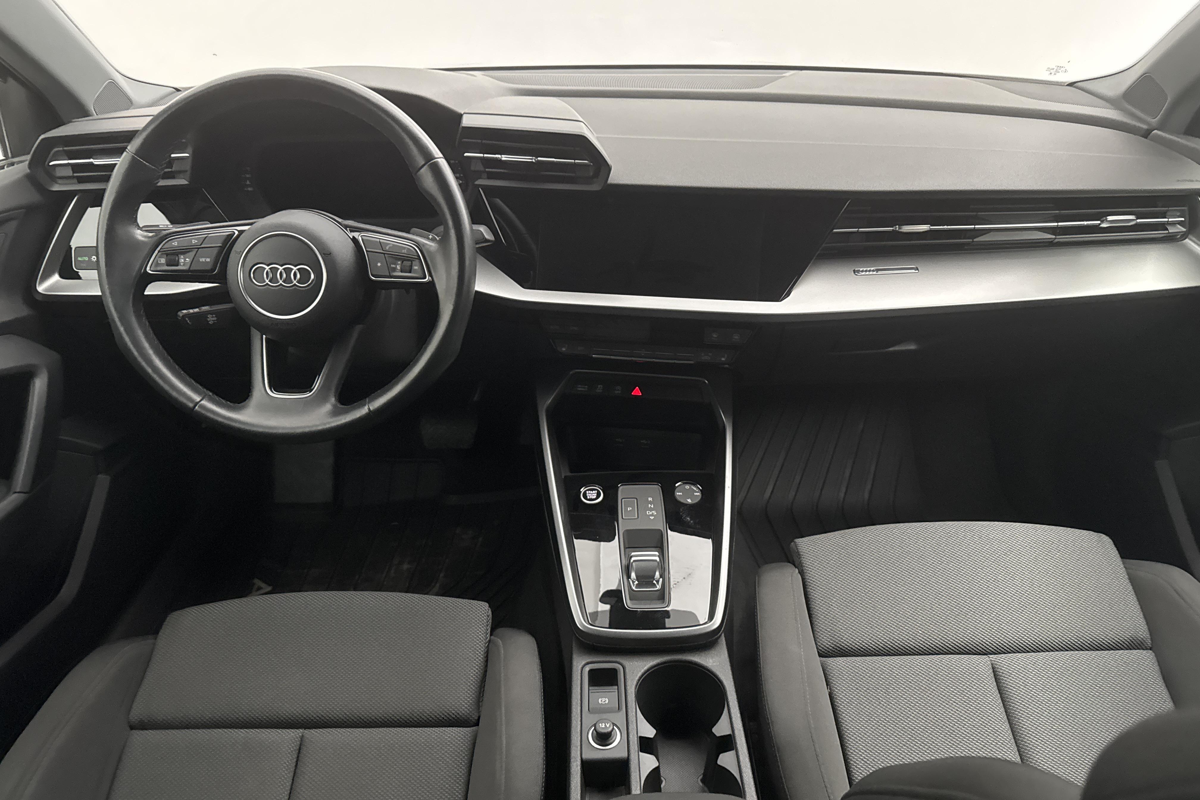 Audi A3 Sedan 35 TFSI (150hk) - 6 577 mil - Automat - svart - 2021