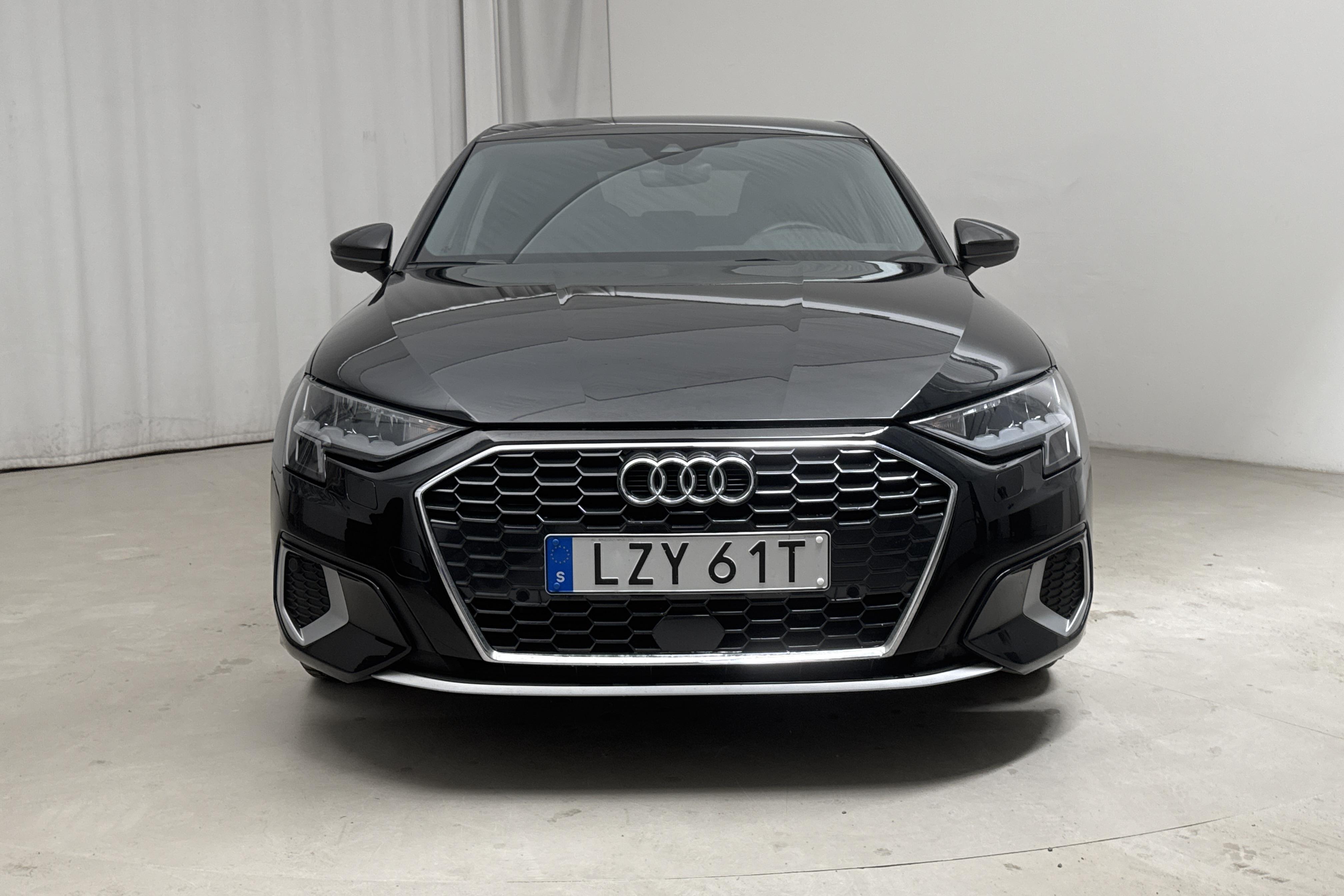 Audi A3 Sedan 35 TFSI (150hk) - 6 577 mil - Automat - svart - 2021