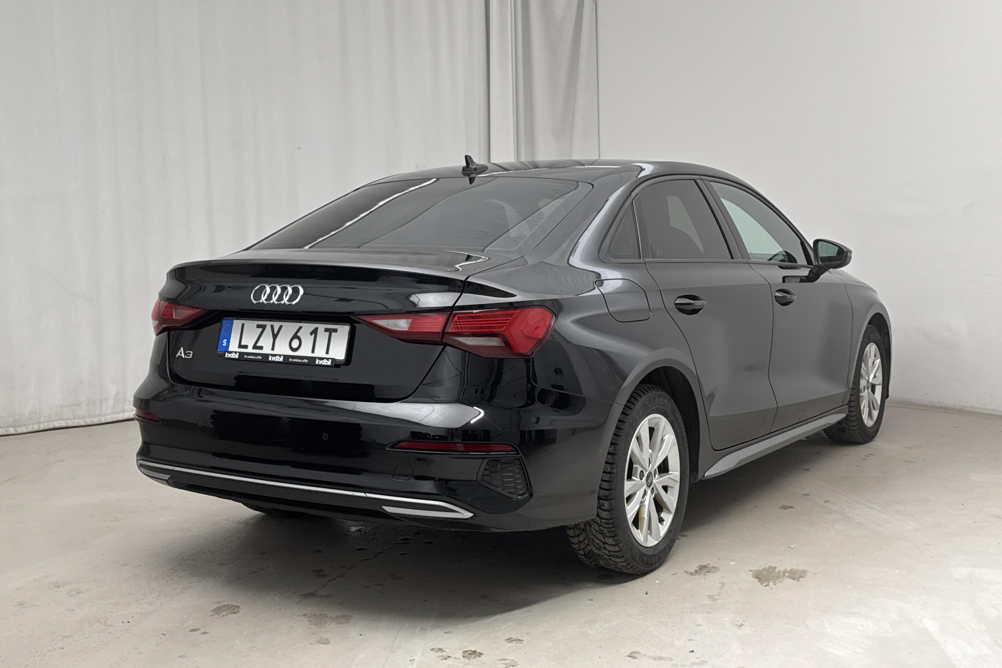 Audi A3 Sedan 35 TFSI (150hk) - 6 577 mil - Automat - svart - 2021