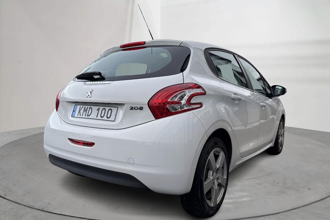 Peugeot 208 1.2 VTi 5dr (82hk) - 6 467 mil - Manuell - vit - 2014