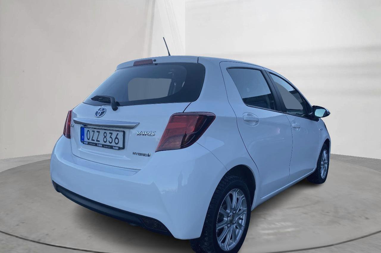 Toyota Yaris 1.5 HSD 5dr (75hk) - 107 770 km - Automatic - white - 2016