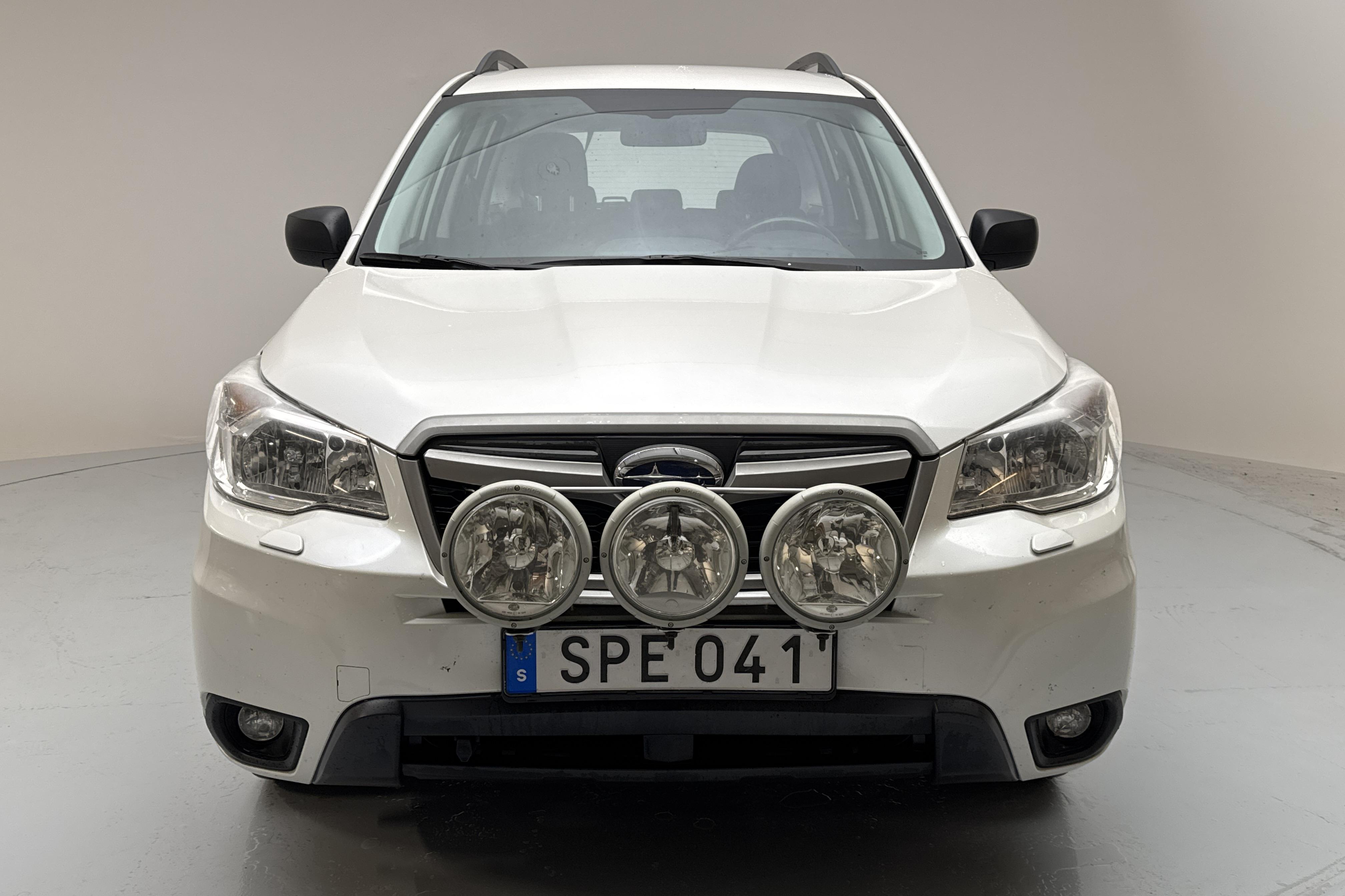 Subaru Forester 2.0D (147hk) - 20 388 mil - Manuell - vit - 2014