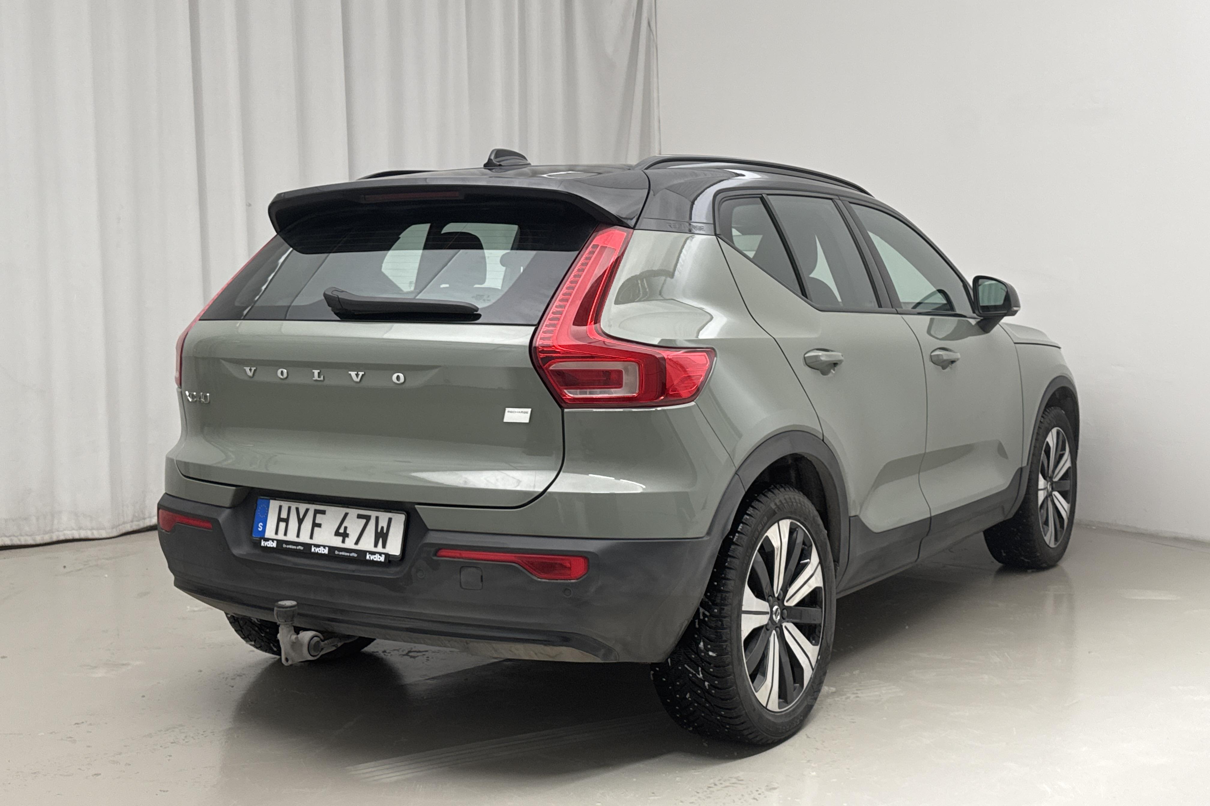 Volvo XC40 Recharge Extended Range (252hk) - 28 500 km - Automatic - green - 2024